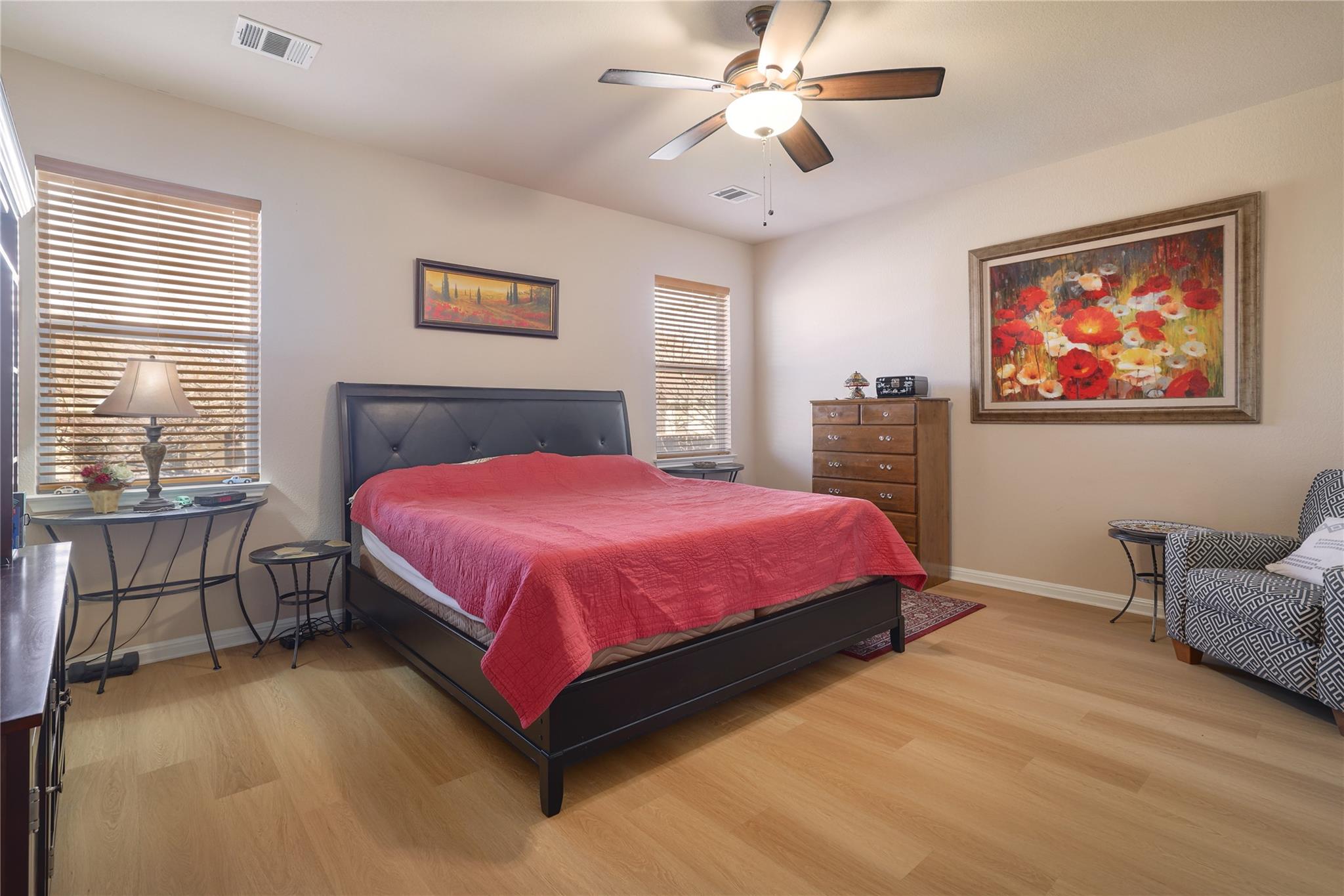 1201 Drake Cv Property Photo 15