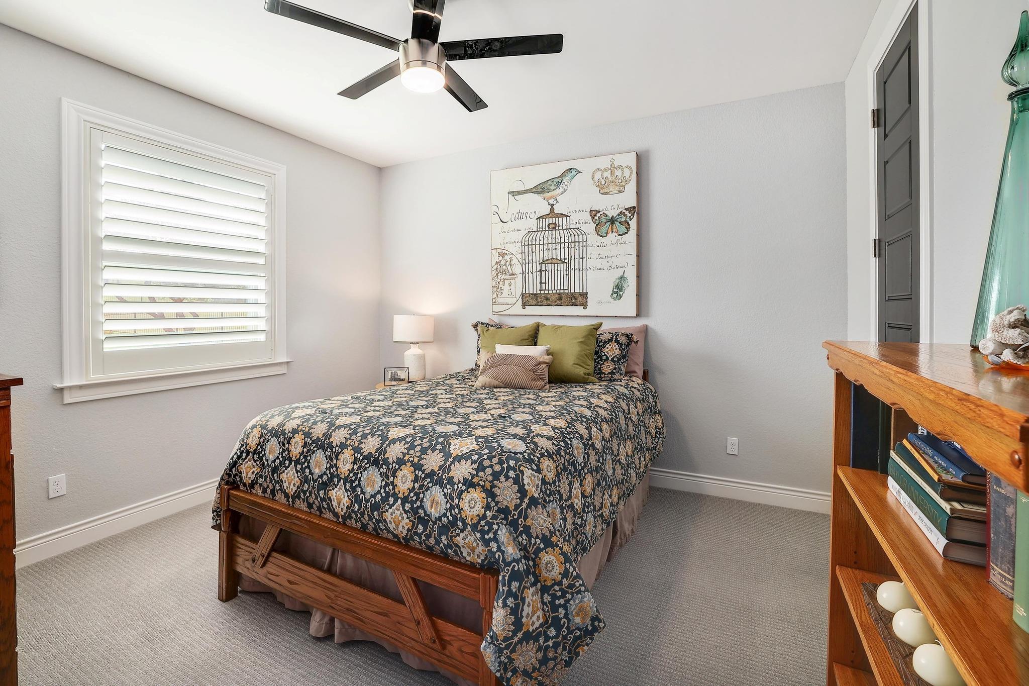 105 Graystone Ln Property Photo 19