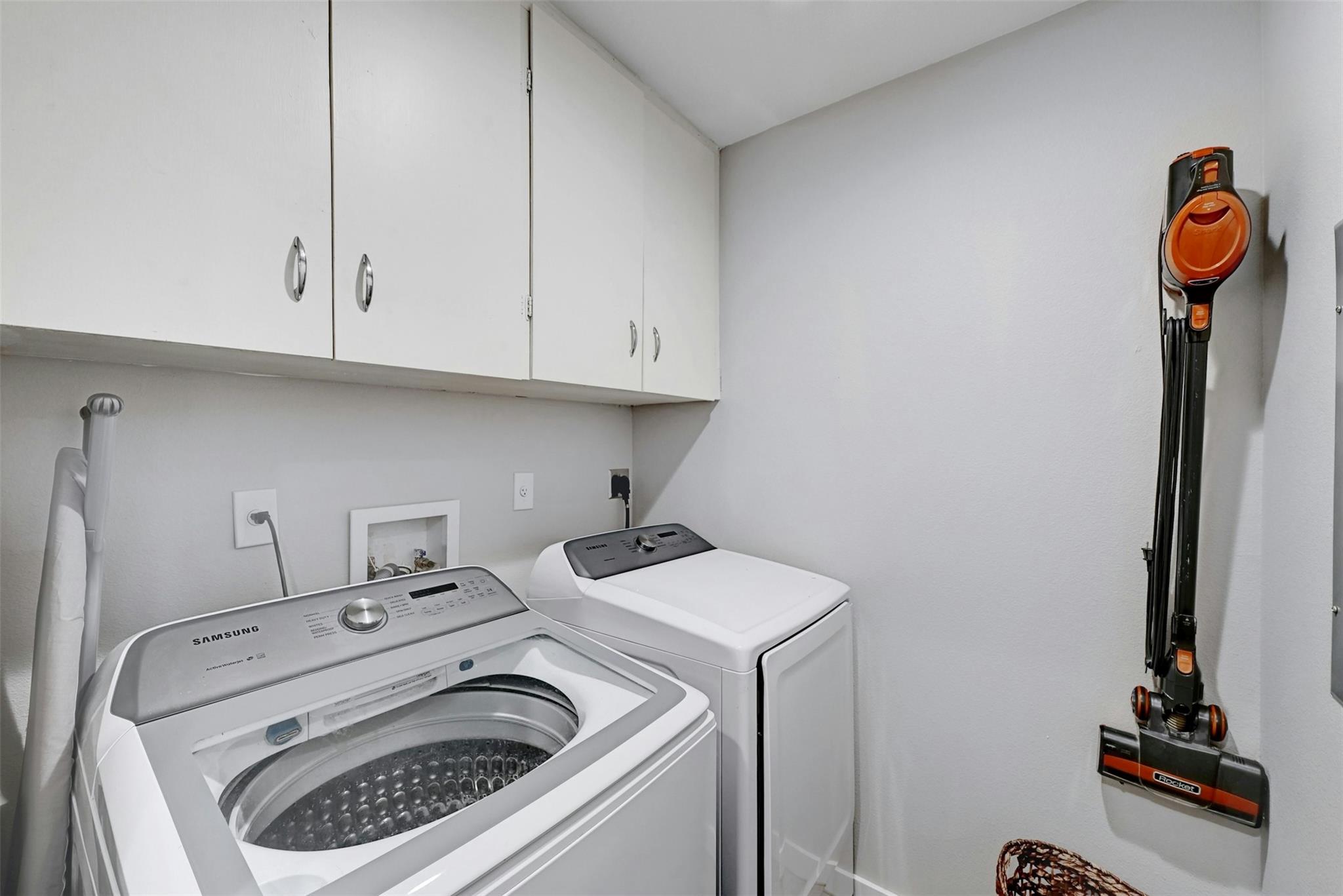 3010 Burleson Rd A Property Photo 19
