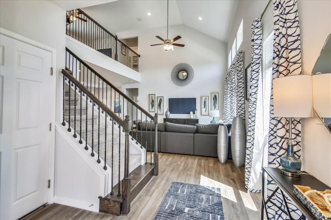 11404 Crazy Alice Run Property Photo 4