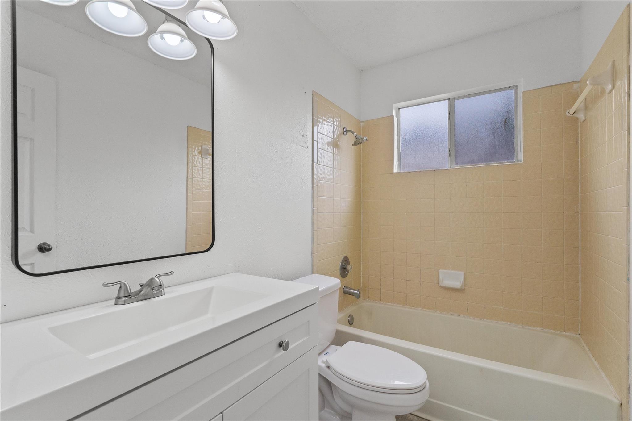 701 Riverwood Dr Property Photo 27