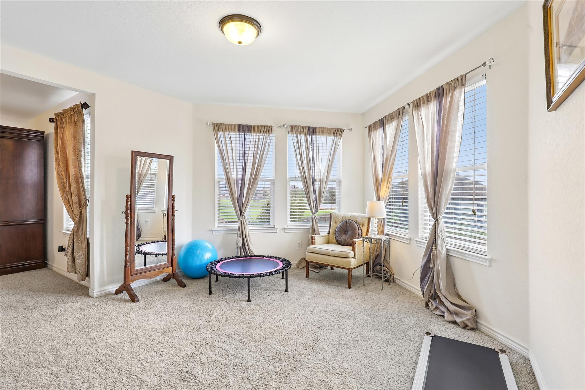 1908557 Property Photo 28
