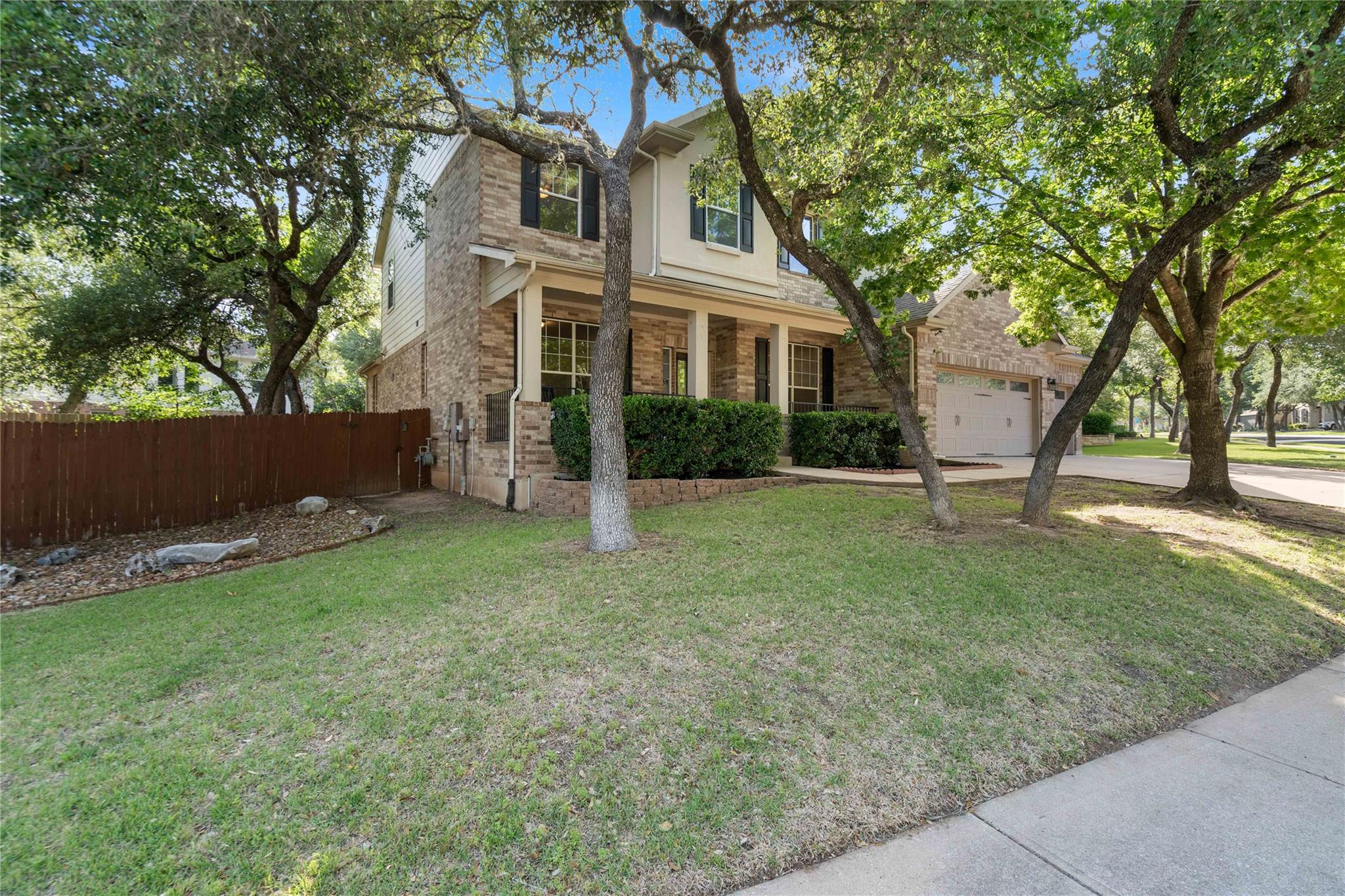 7508 Jaborandi Dr Property Photo 1