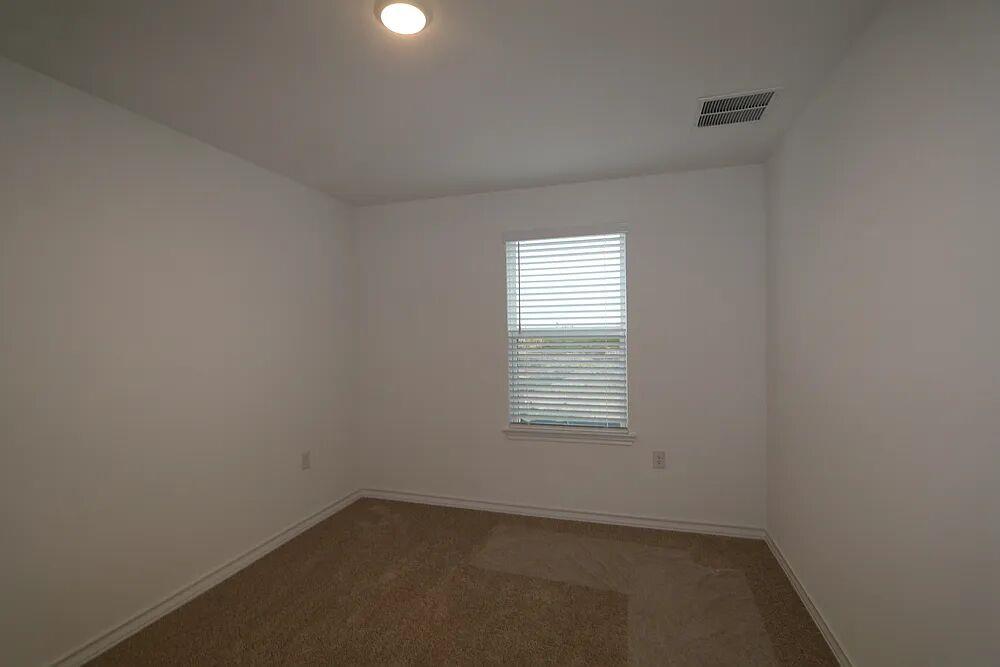 1620 Purple Martin Dr Property Photo 4