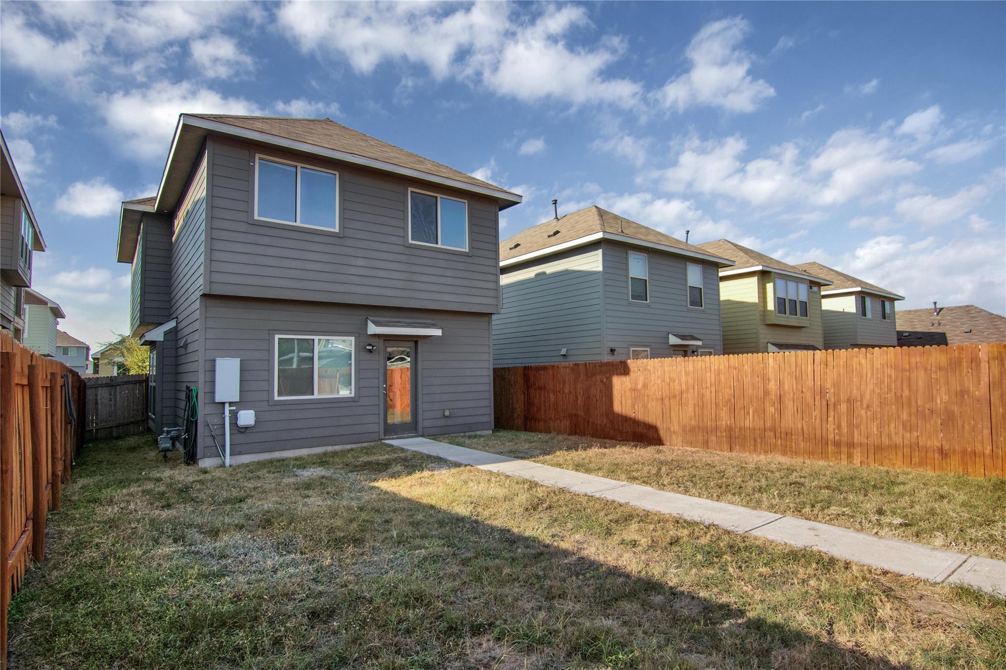 4521 Inicio Ln Property Photo 7