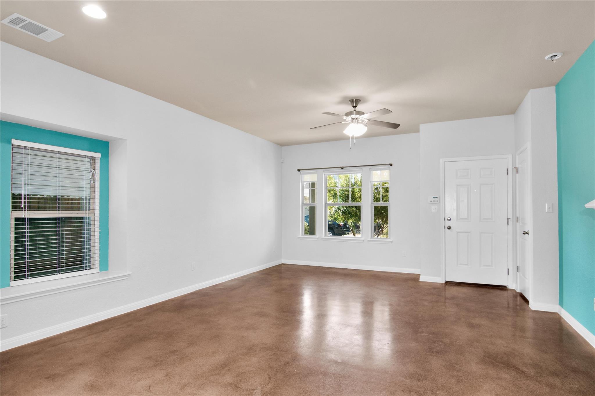 4521 Inicio Ln Property Photo 9