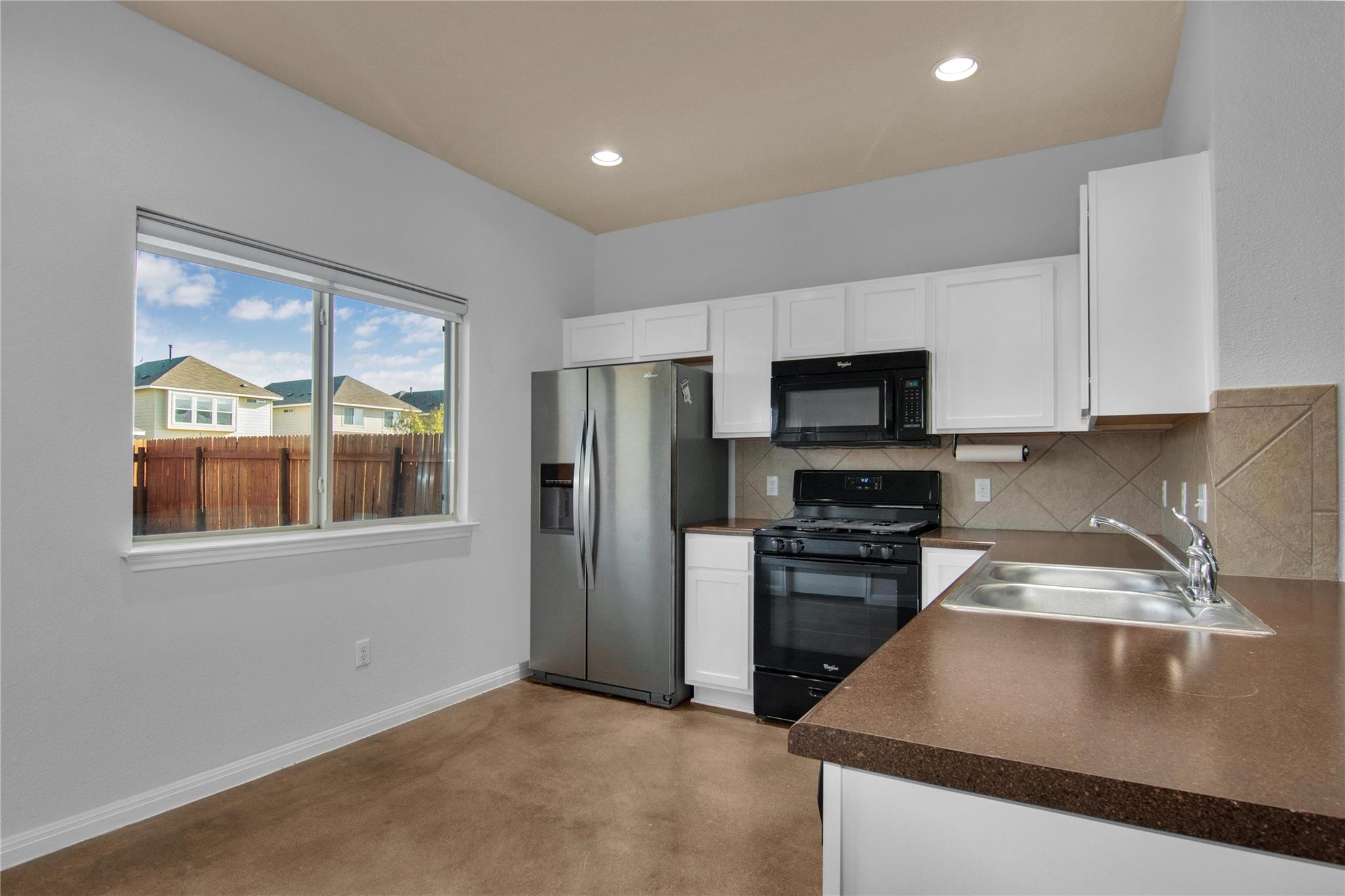 4521 Inicio Ln Property Photo 15