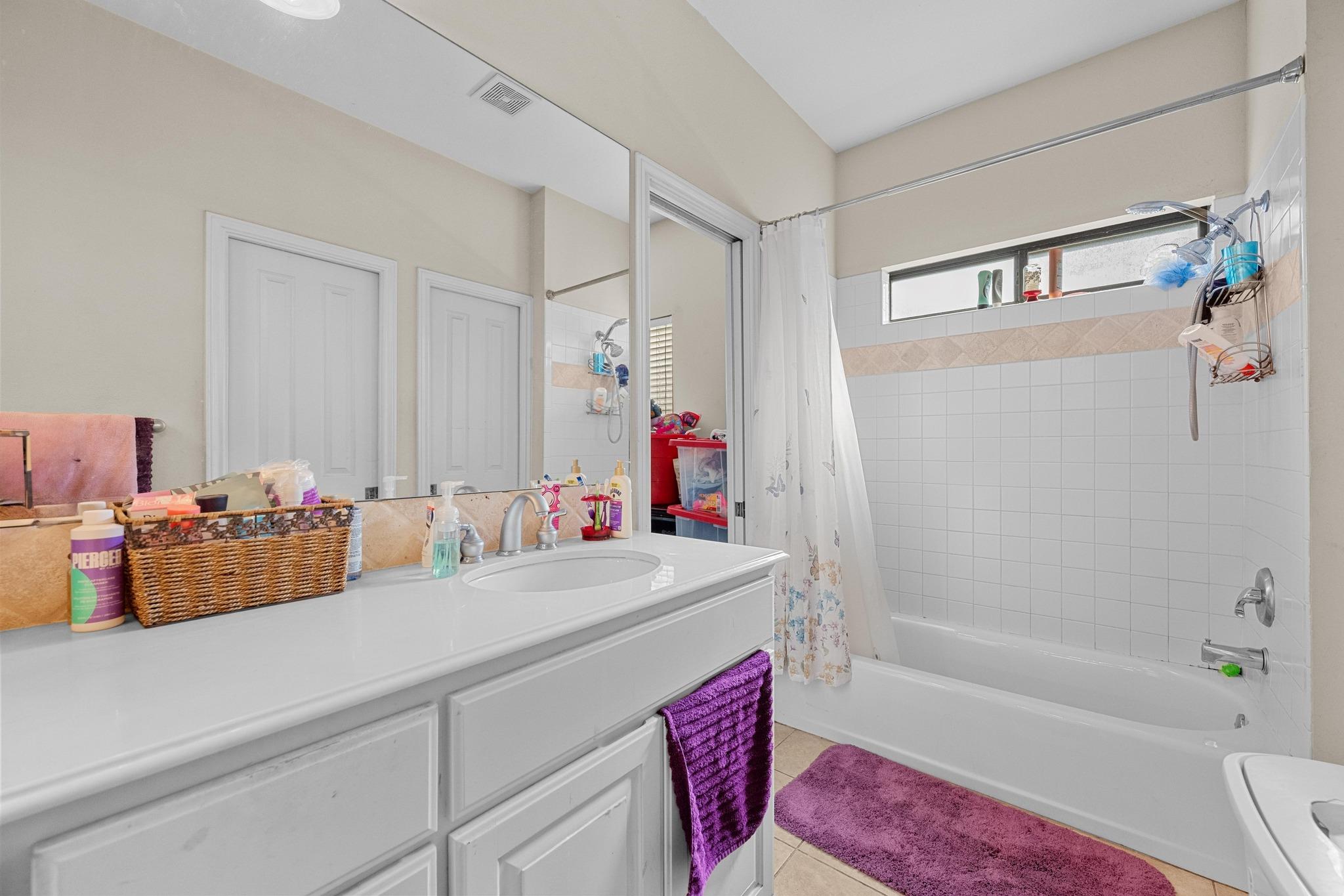 201 Loving Trl Property Photo 16