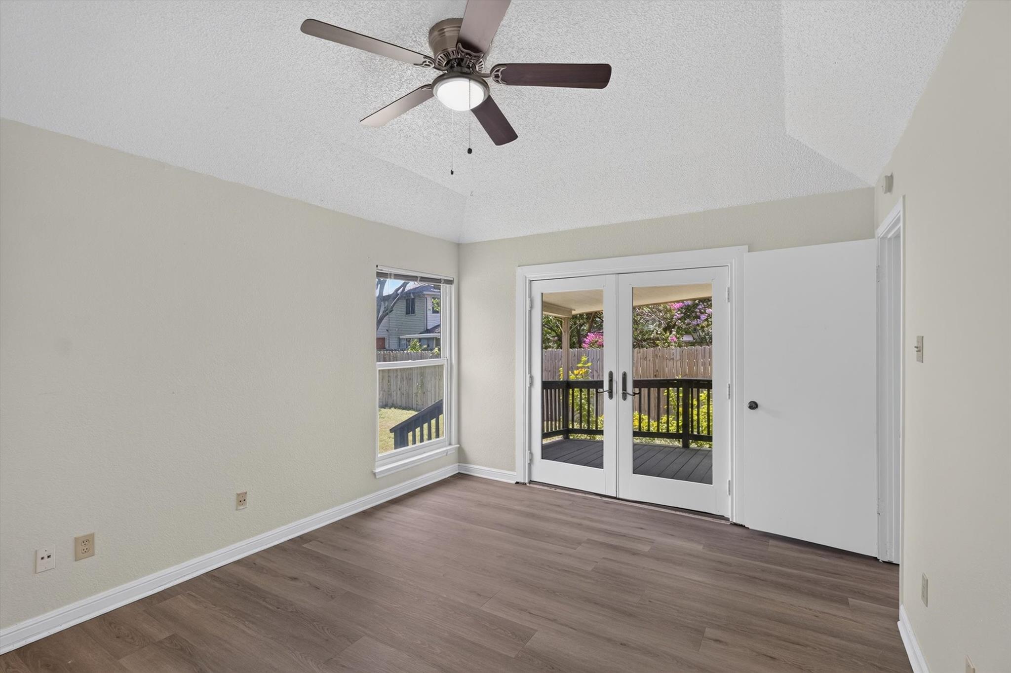 2118 Elder Pl Property Photo 11