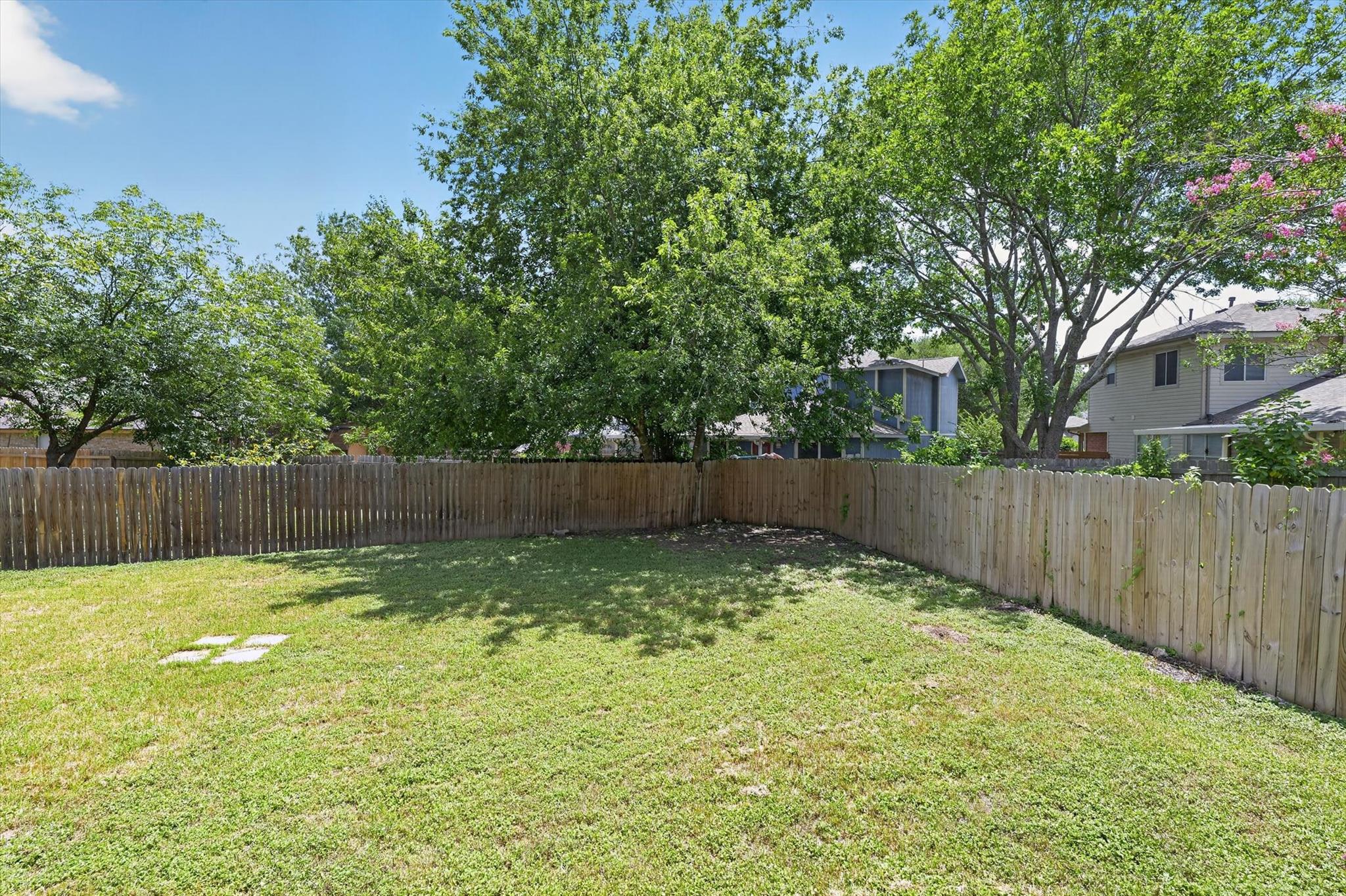 2118 Elder Pl Property Photo 24