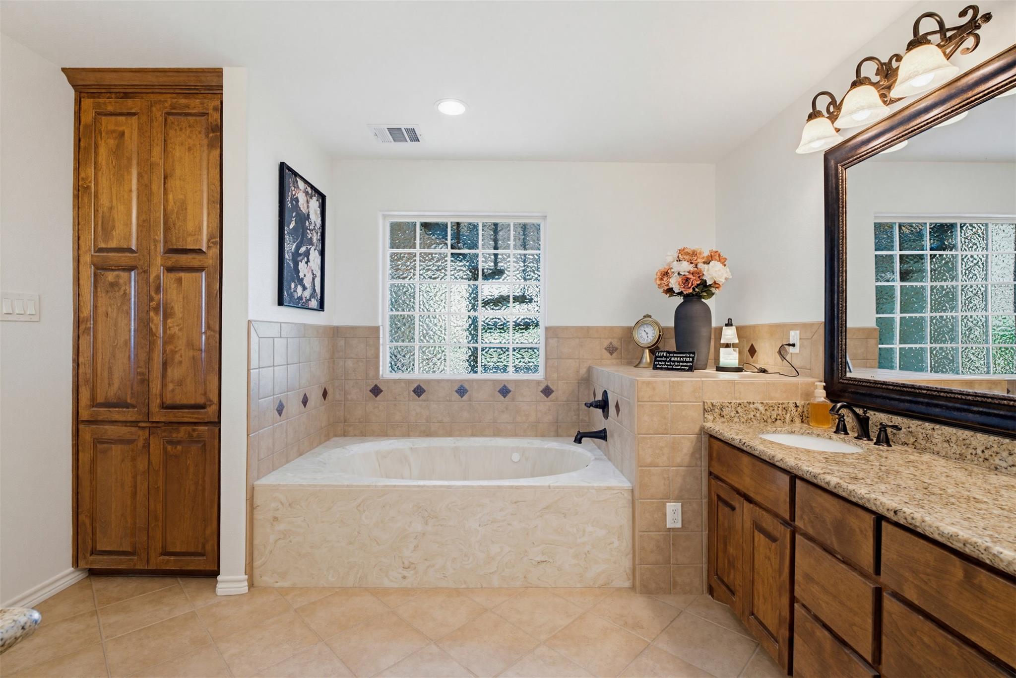 489 Boyd Ln Property Photo 11