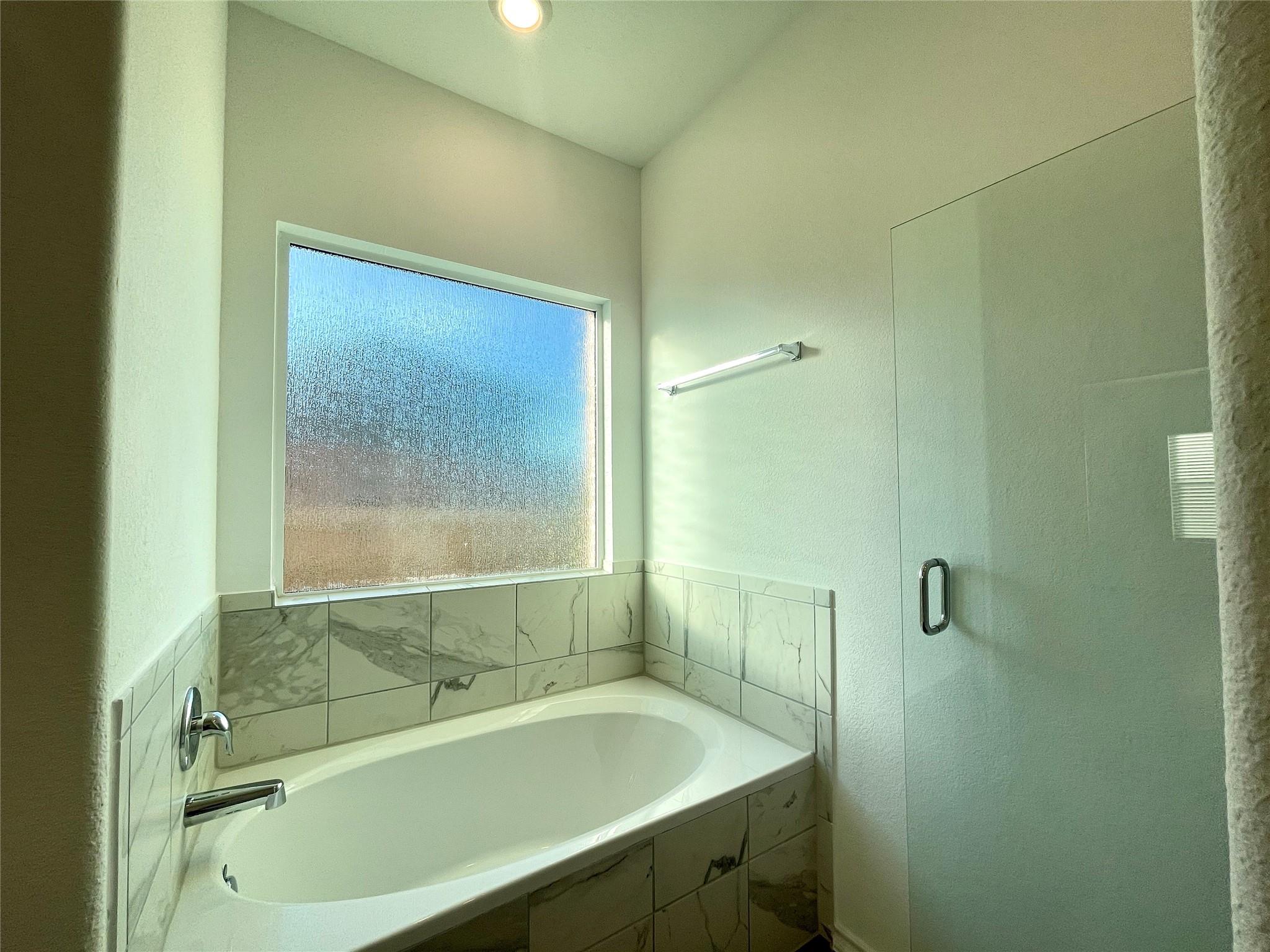 1220 Sweetspire Rd Property Photo 22