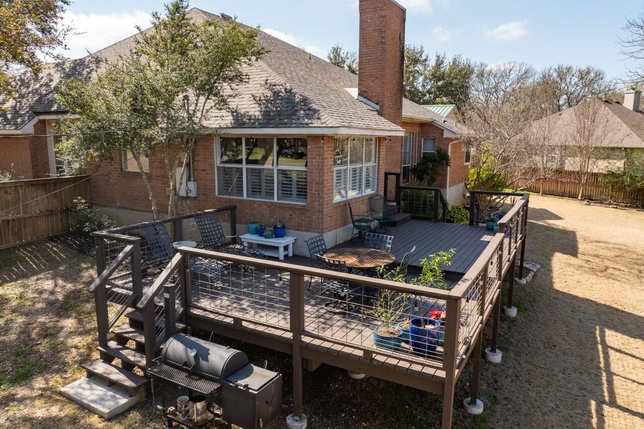302 Fox Glove Dr Property Photo 1
