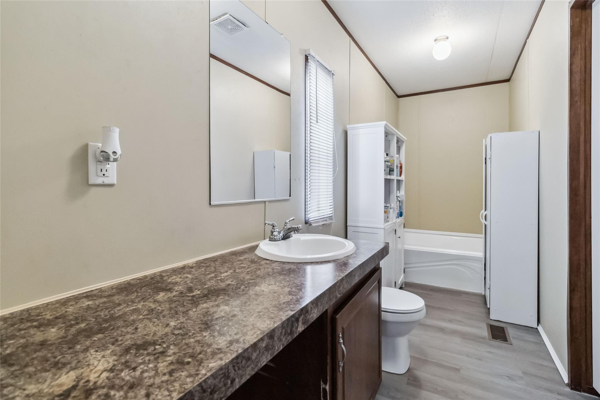 1401 Harper Dr Property Photo 18