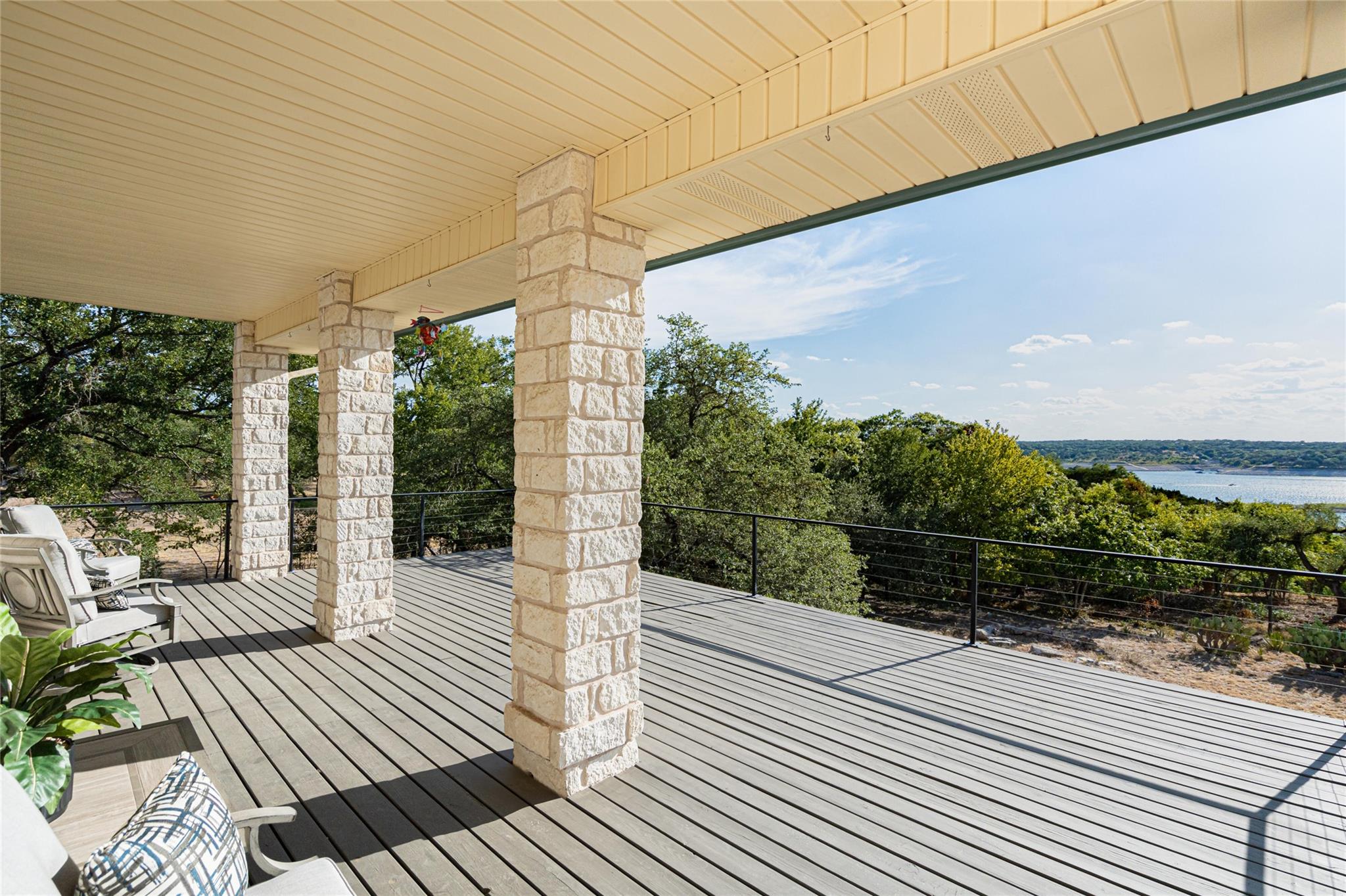 4804 Eck Ln Property Photo 6