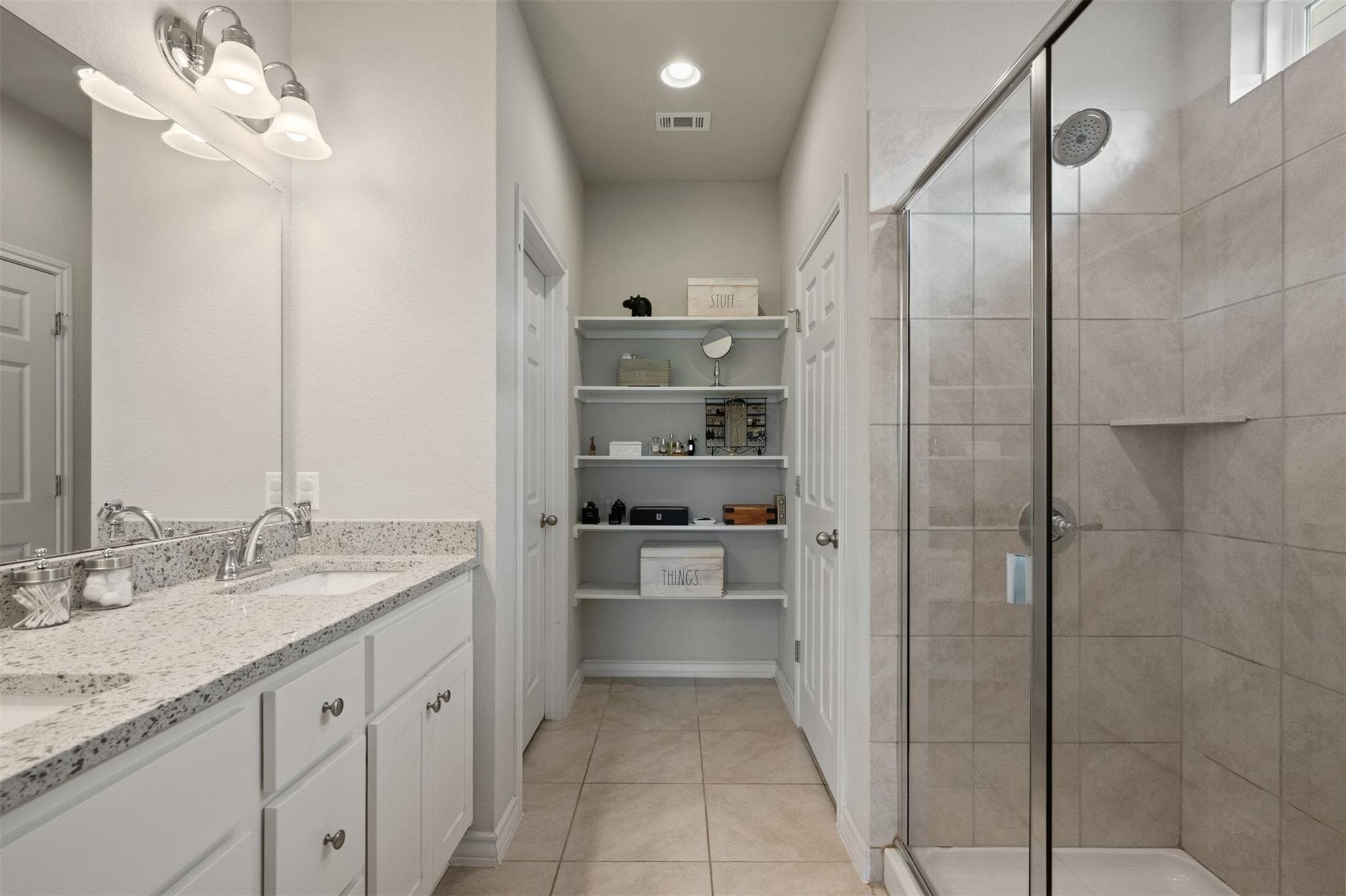 11917 Cimaizon Dr Property Photo 16