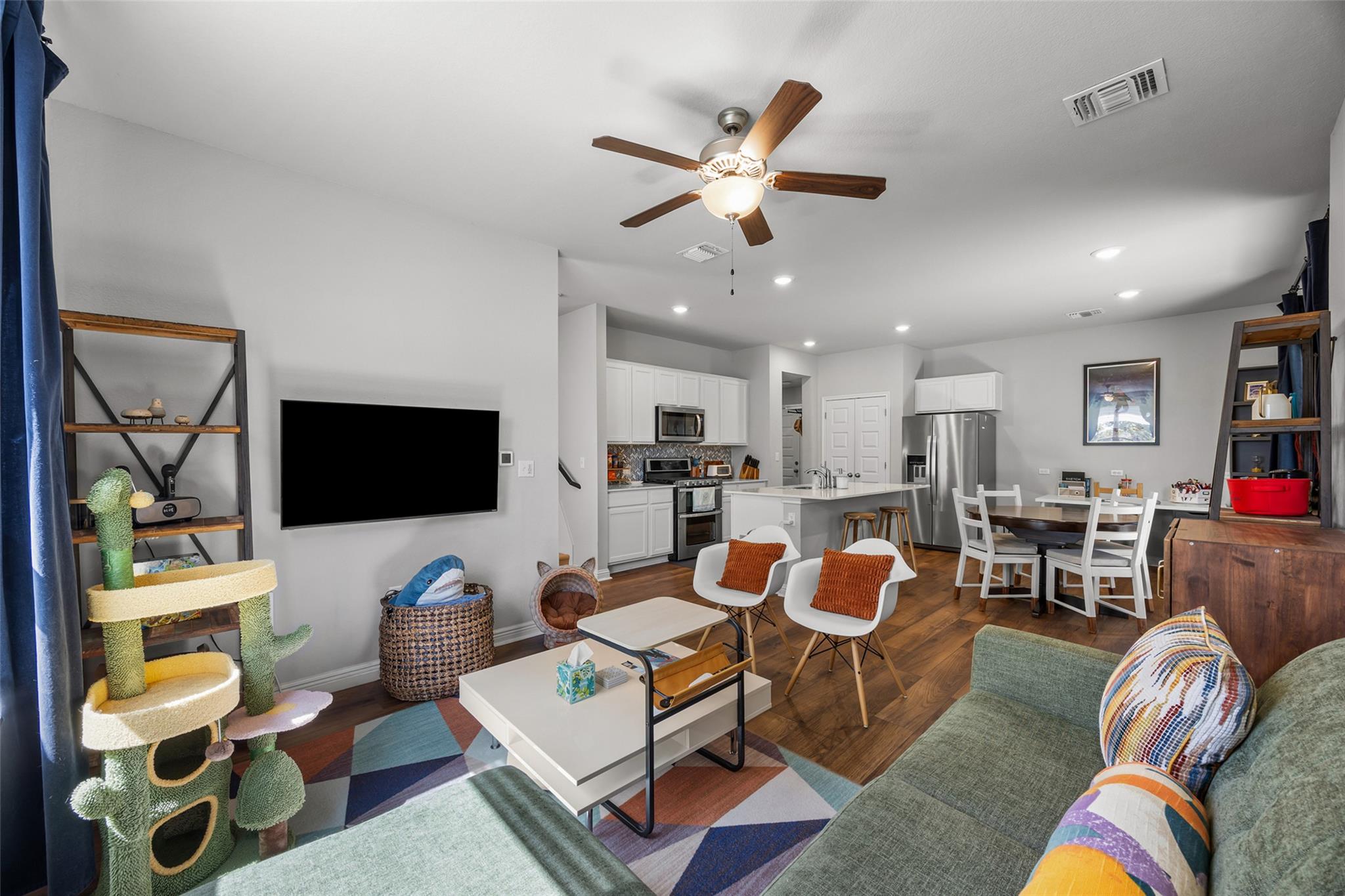 8110 Mandela Bnd Property Photo 7