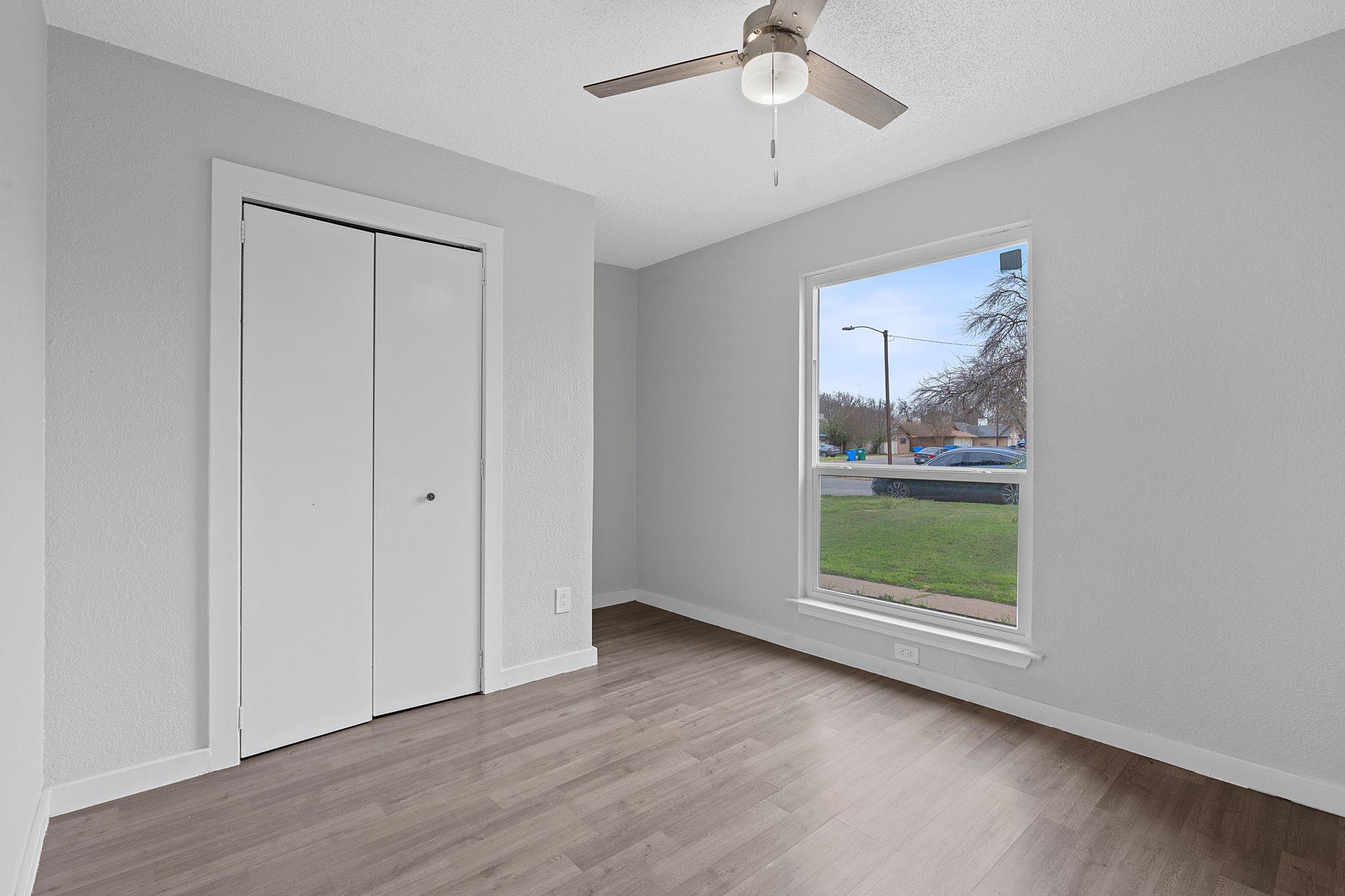 16131 Stoneham Cir Property Photo 14