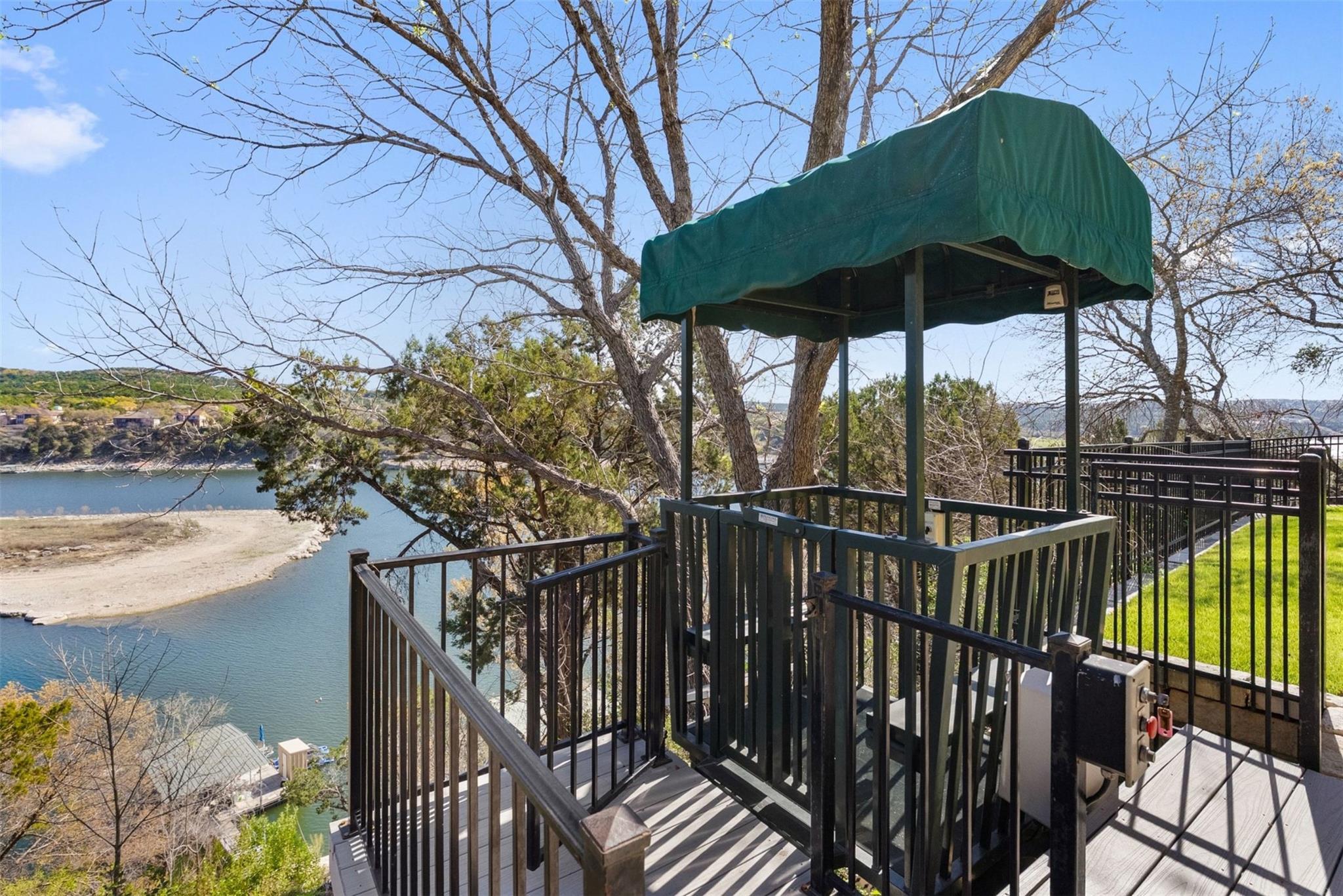 17912 Crystal Cv Property Photo 6