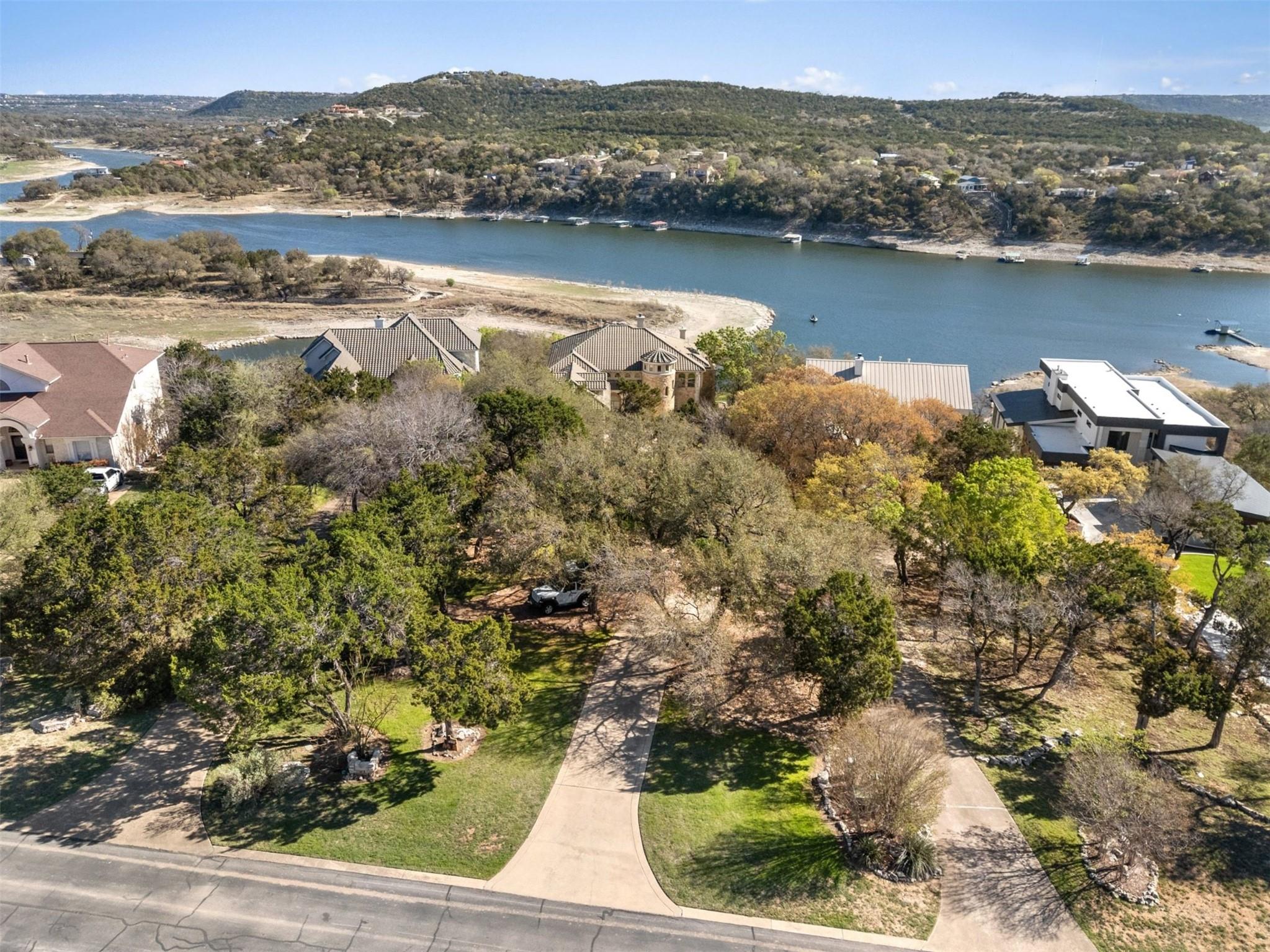 17912 Crystal Cv Property Photo 8