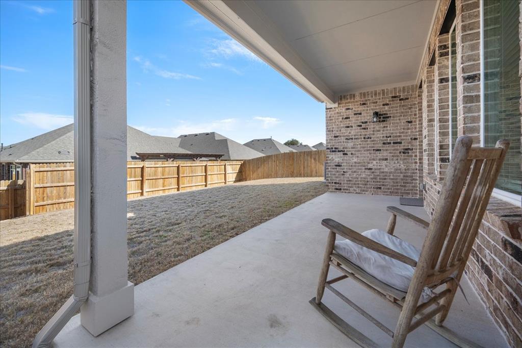 420 Deerpath St Property Photo 21