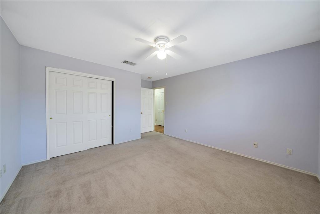 11925 Kilmartin Ln Property Photo 30