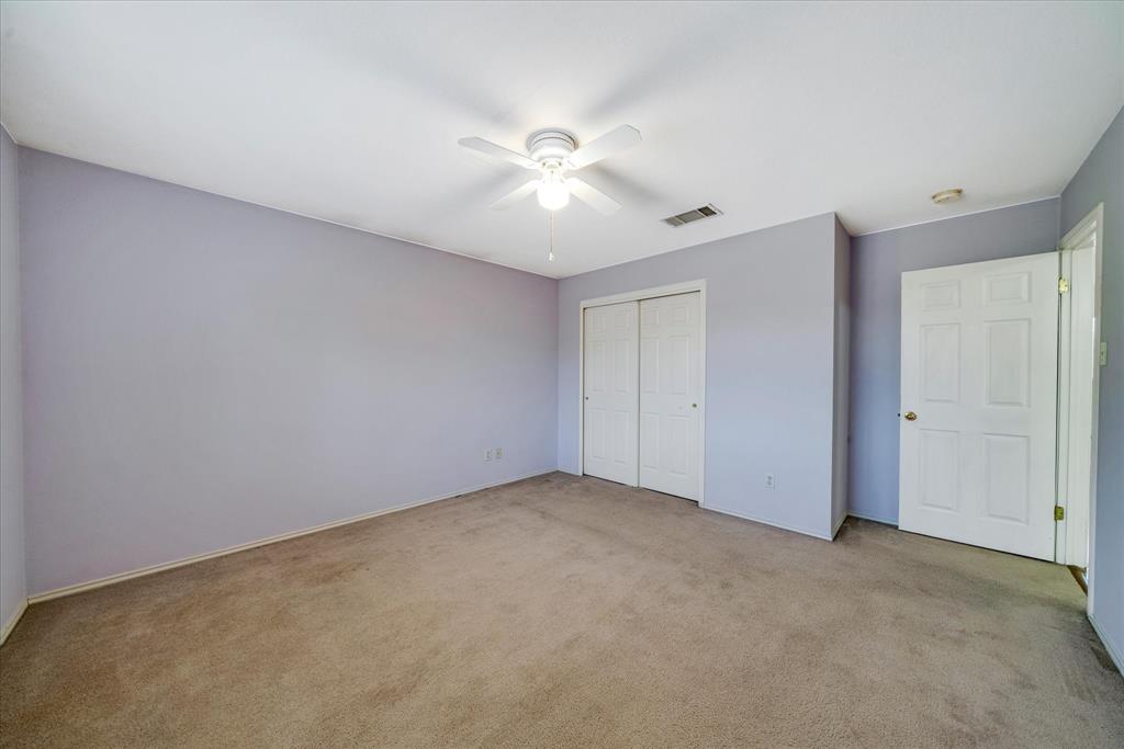 11925 Kilmartin Ln Property Photo 31