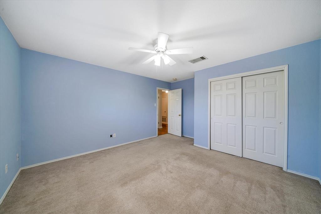 11925 Kilmartin Ln Property Photo 33