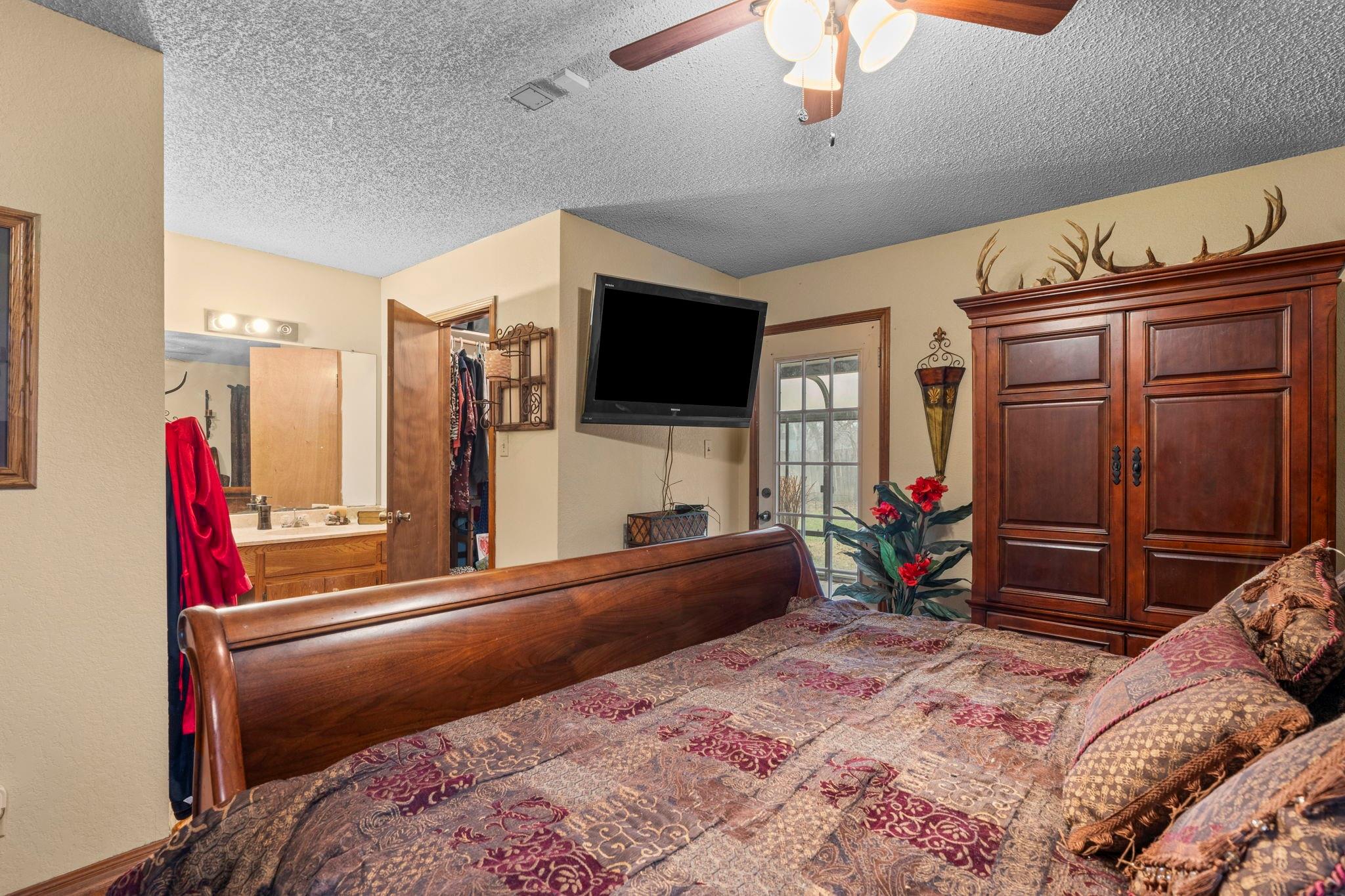 3400 Buffalo Springs Trl Property Photo 34
