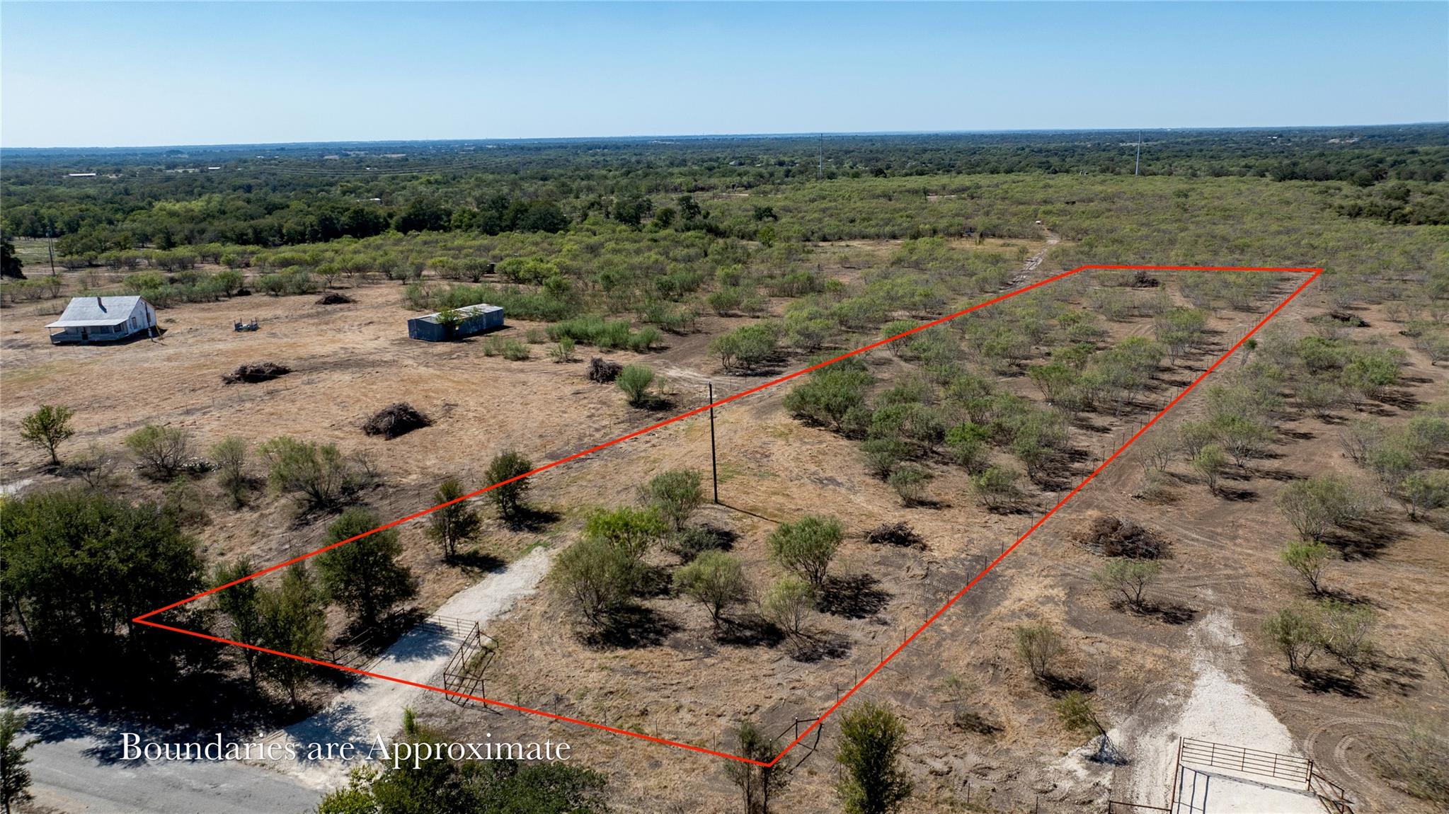 139 Spanish Oak Rd Property Photo 1