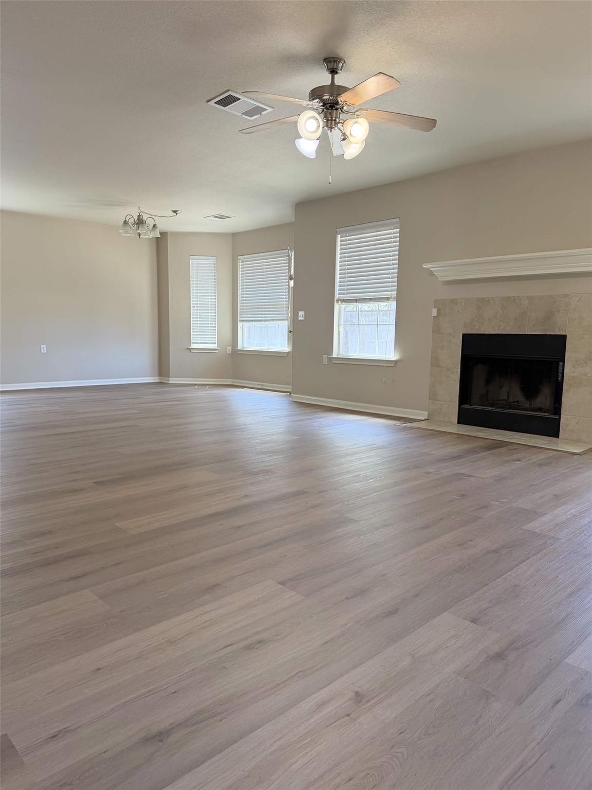 7821 Tee Dr Property Photo 5