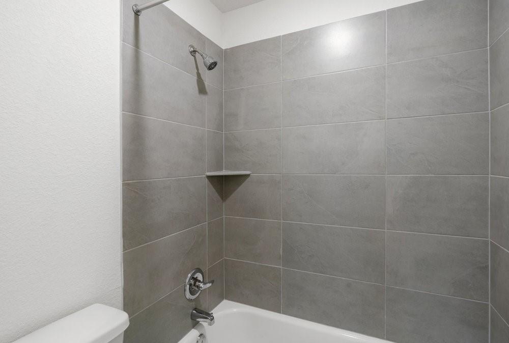 1812 Halas St Property Photo 25