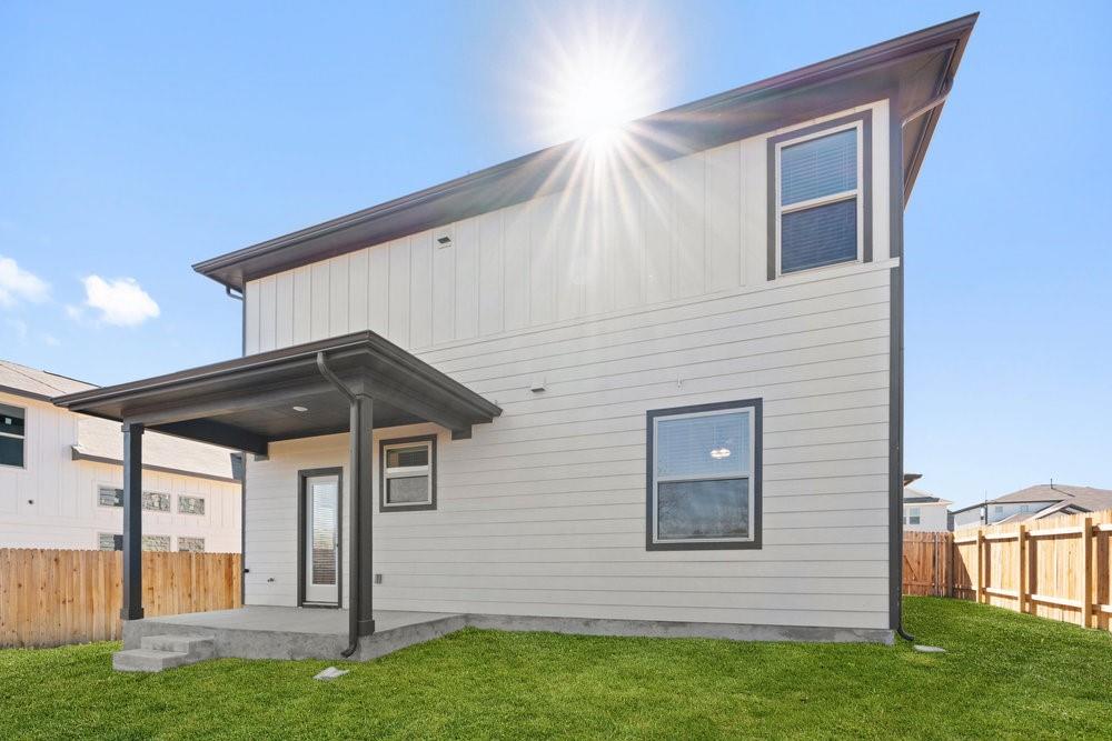 1812 Halas St Property Photo 28