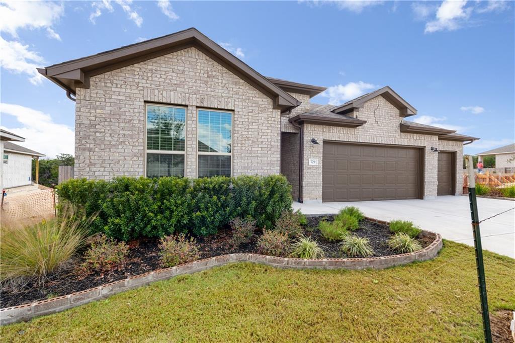 779 Founders Rdg Property Photo 1