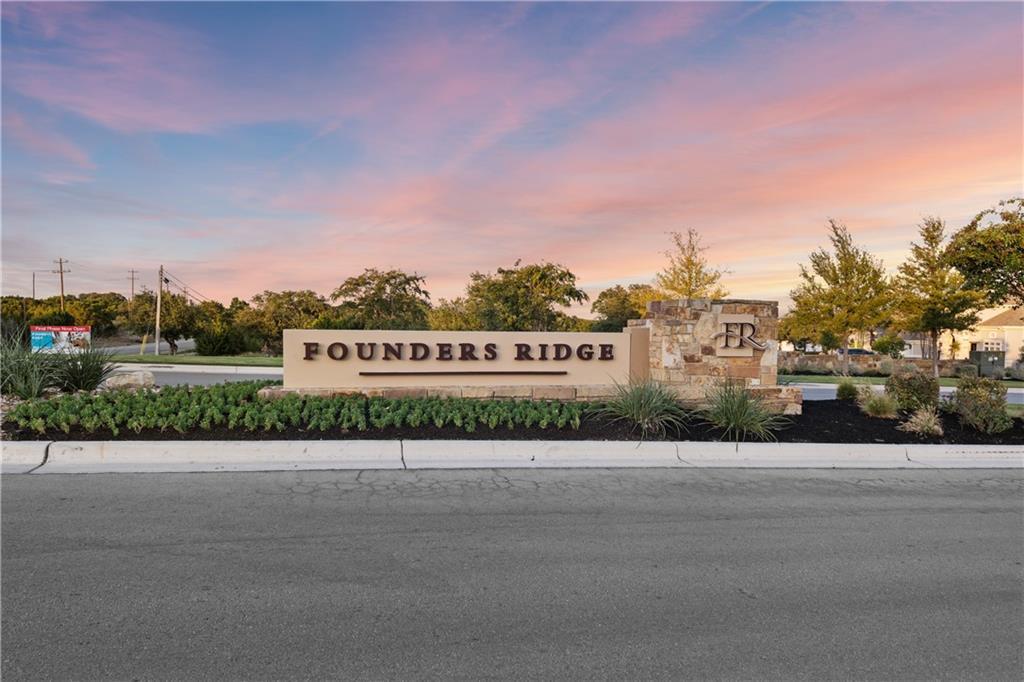 779 Founders Rdg Property Photo 27