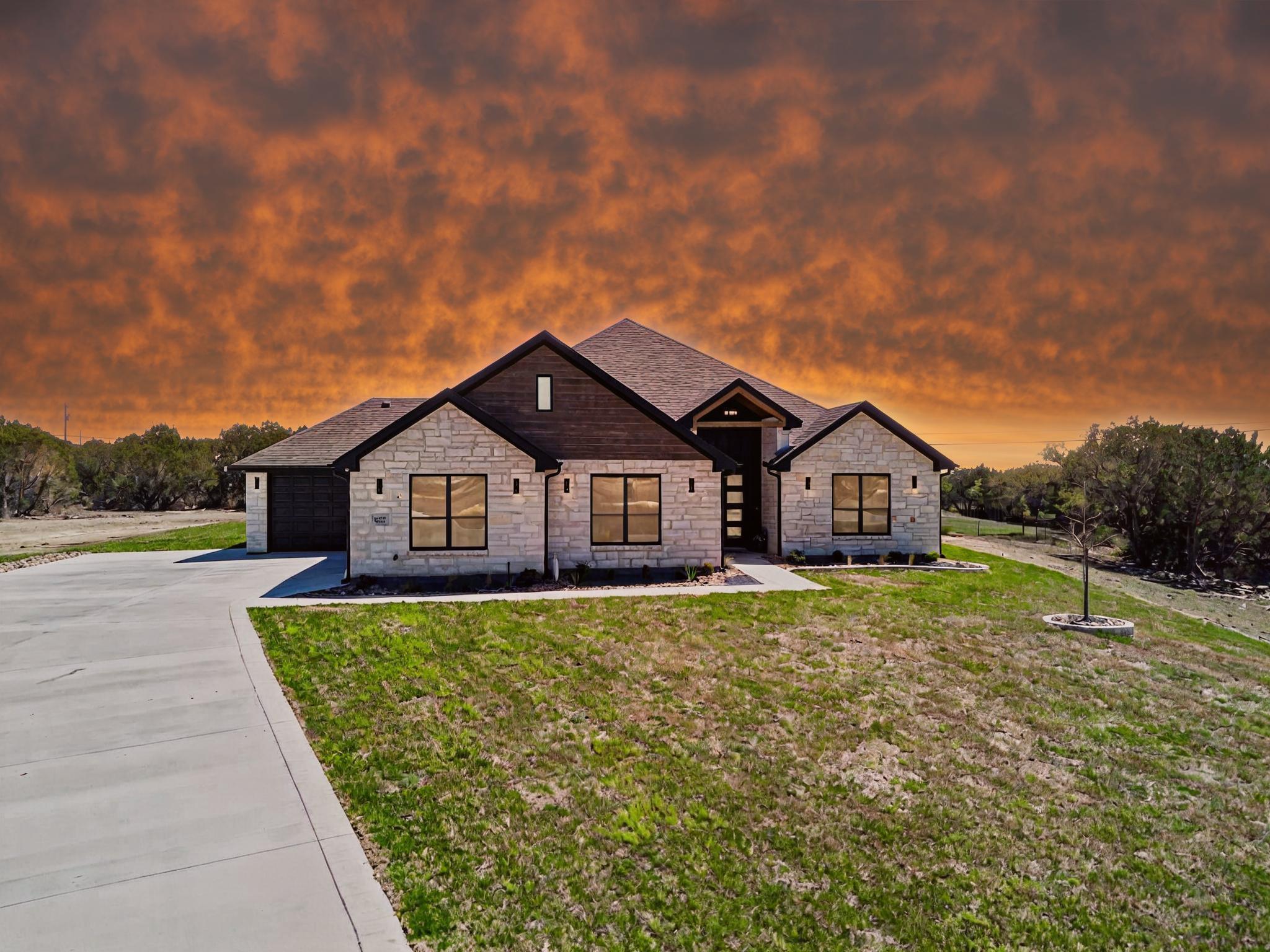 4374 Tall Ridge Property Photo 1