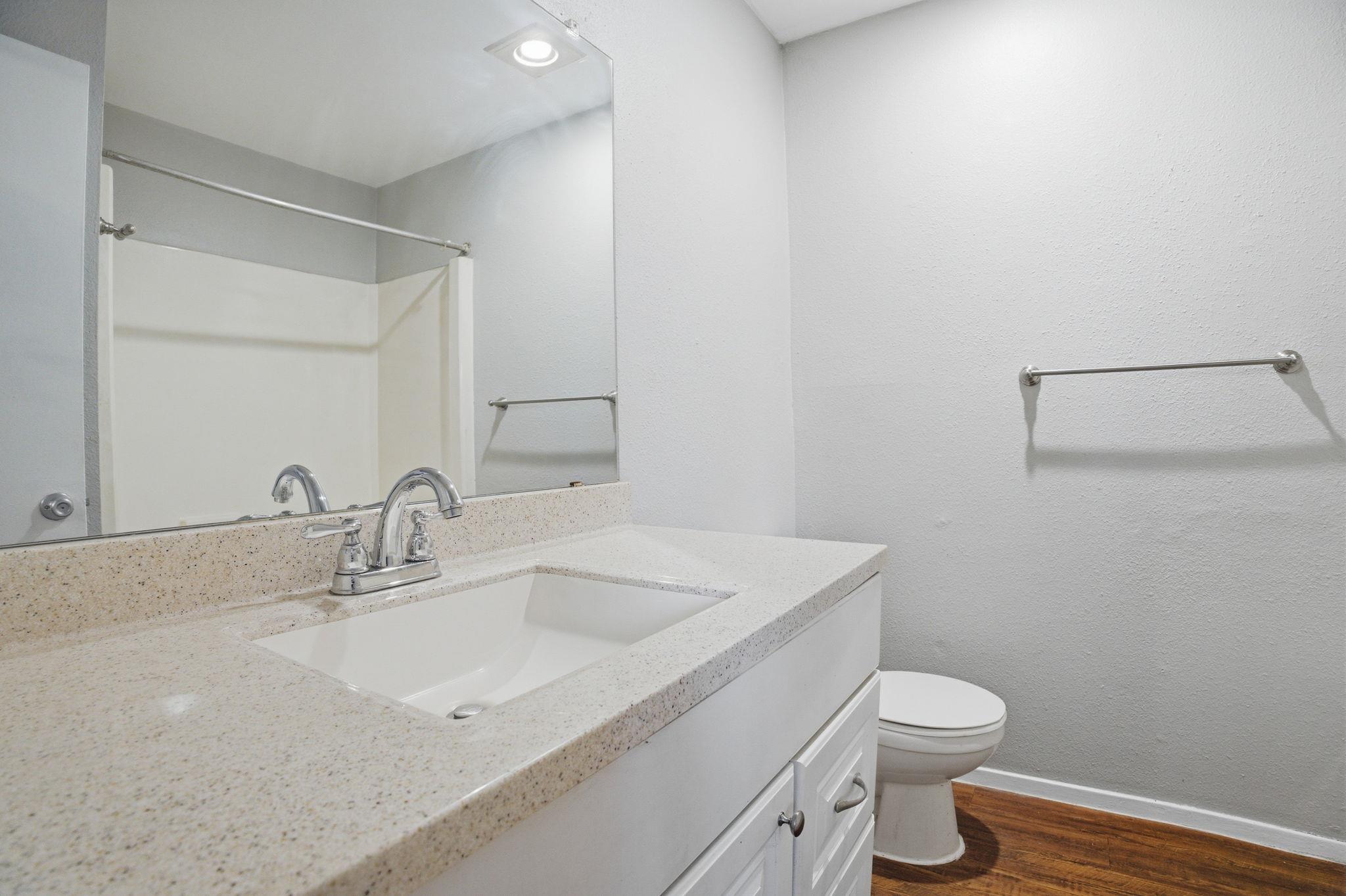 5204 Nuckols Crossing Rd #b Property Photo 9