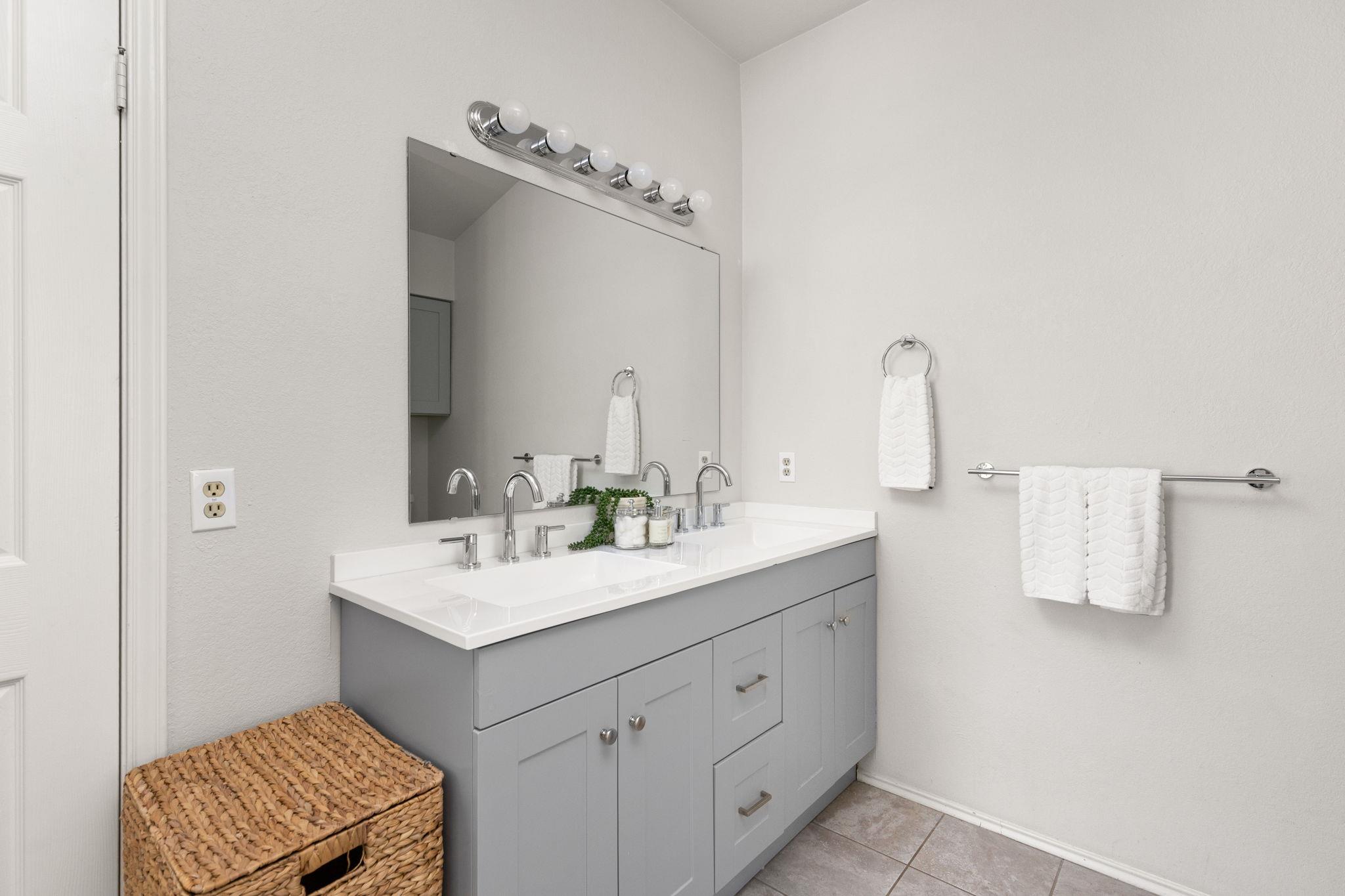 13020 Tamayo Dr Property Photo 22
