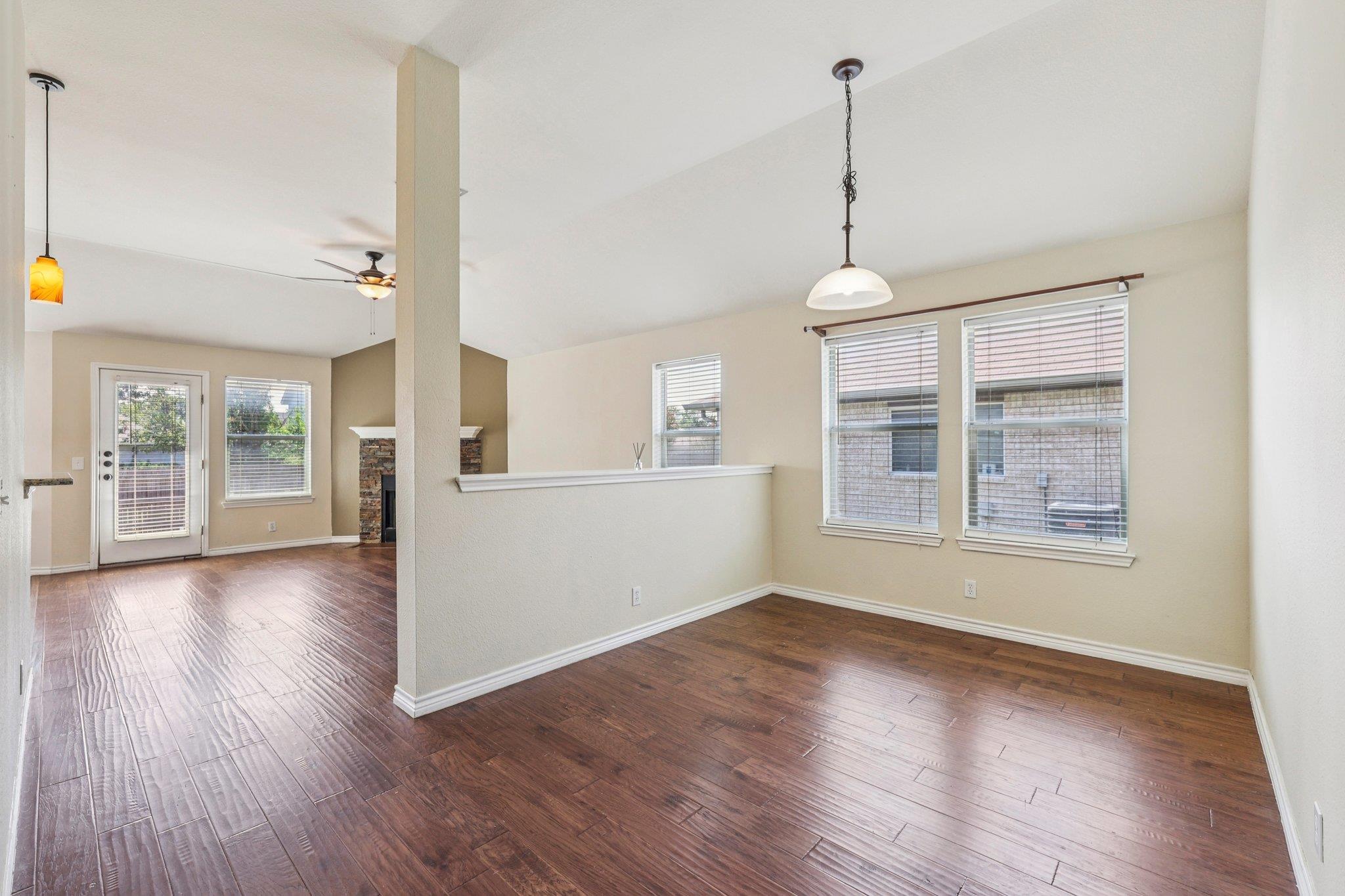 602 Los Robles Rd Property Photo 5