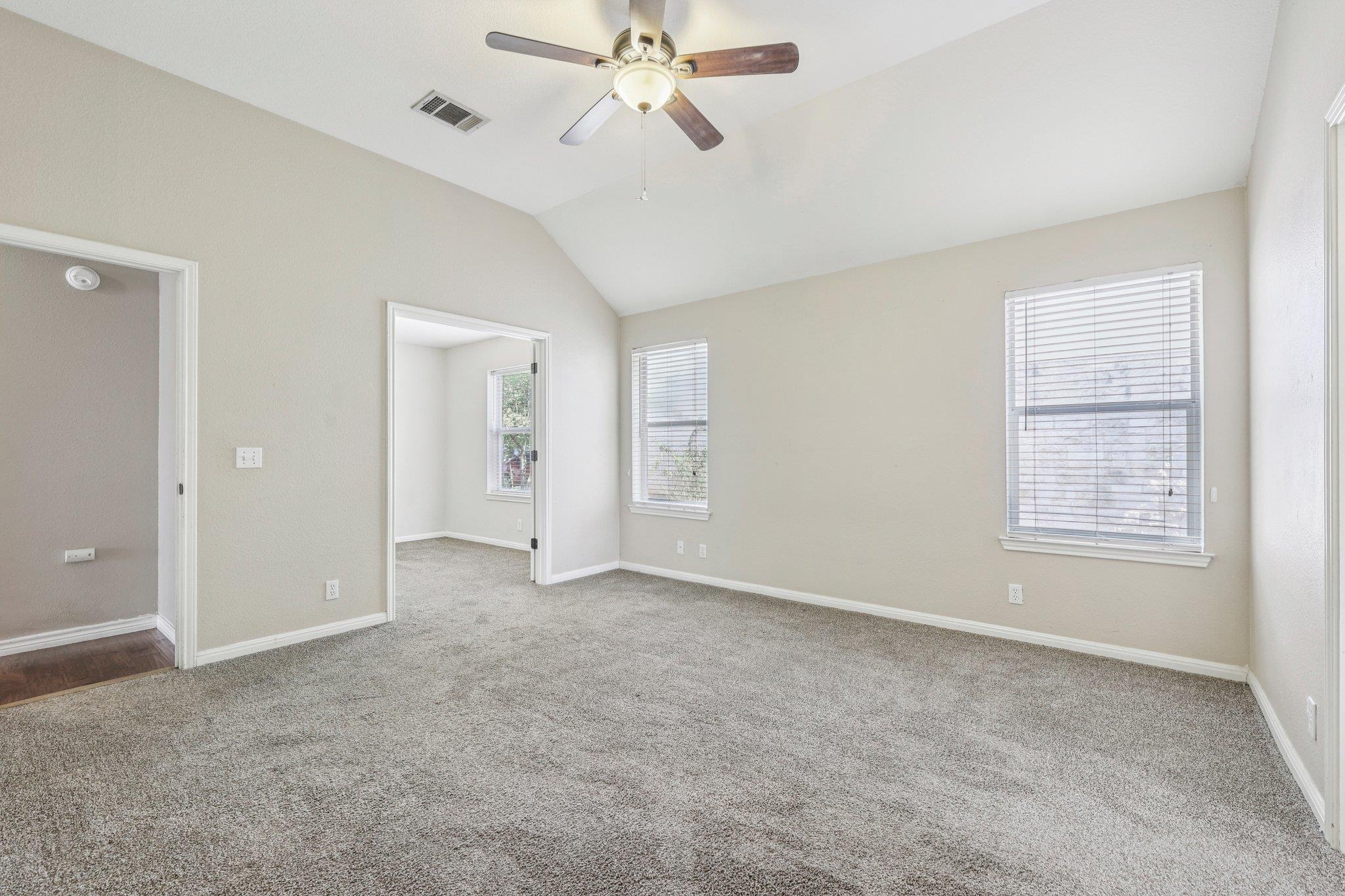 602 Los Robles Rd Property Photo 11