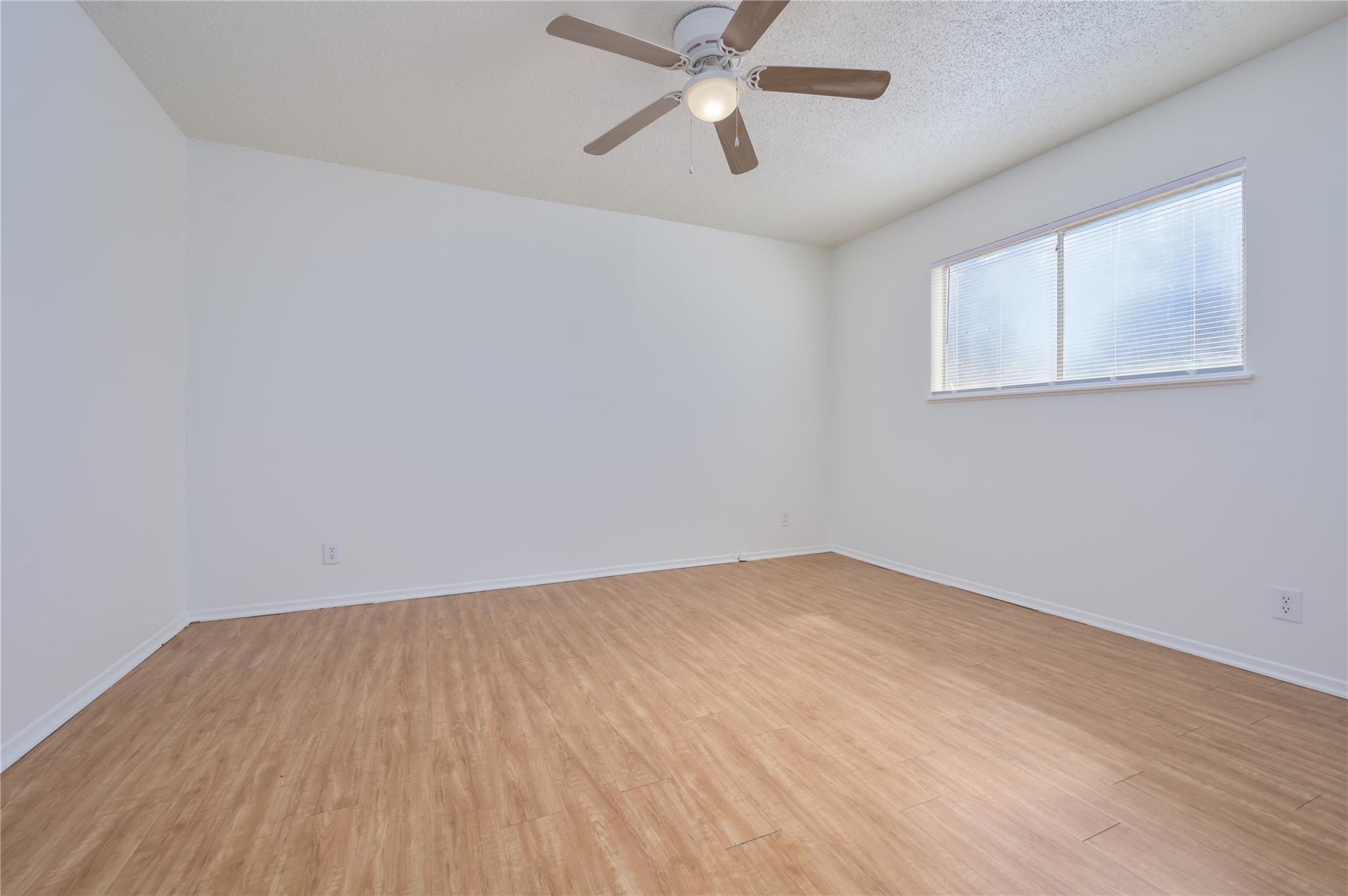 120 Coers Cir #a Property Photo 8