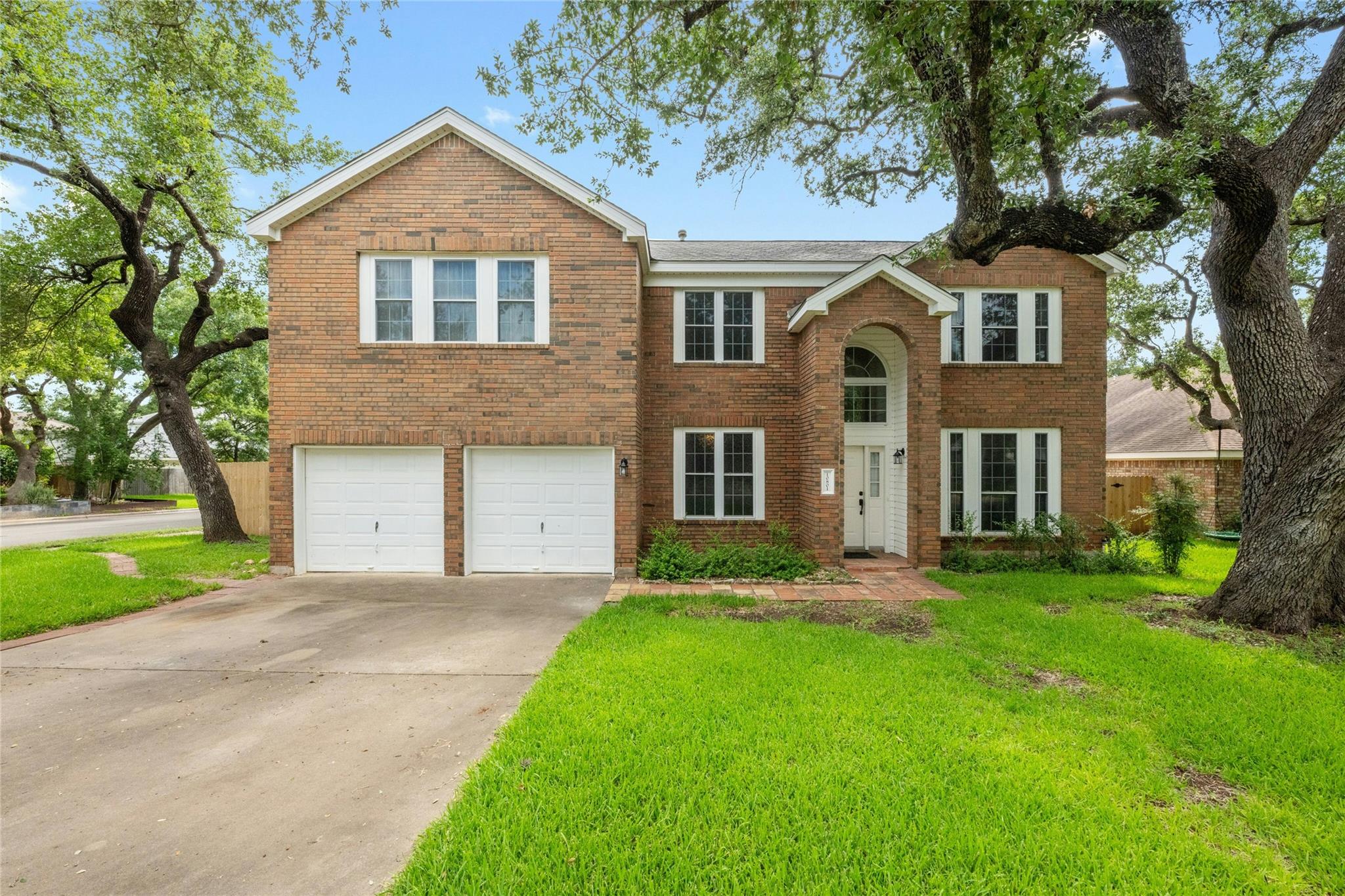 10801 Redgate Ln Property Photo