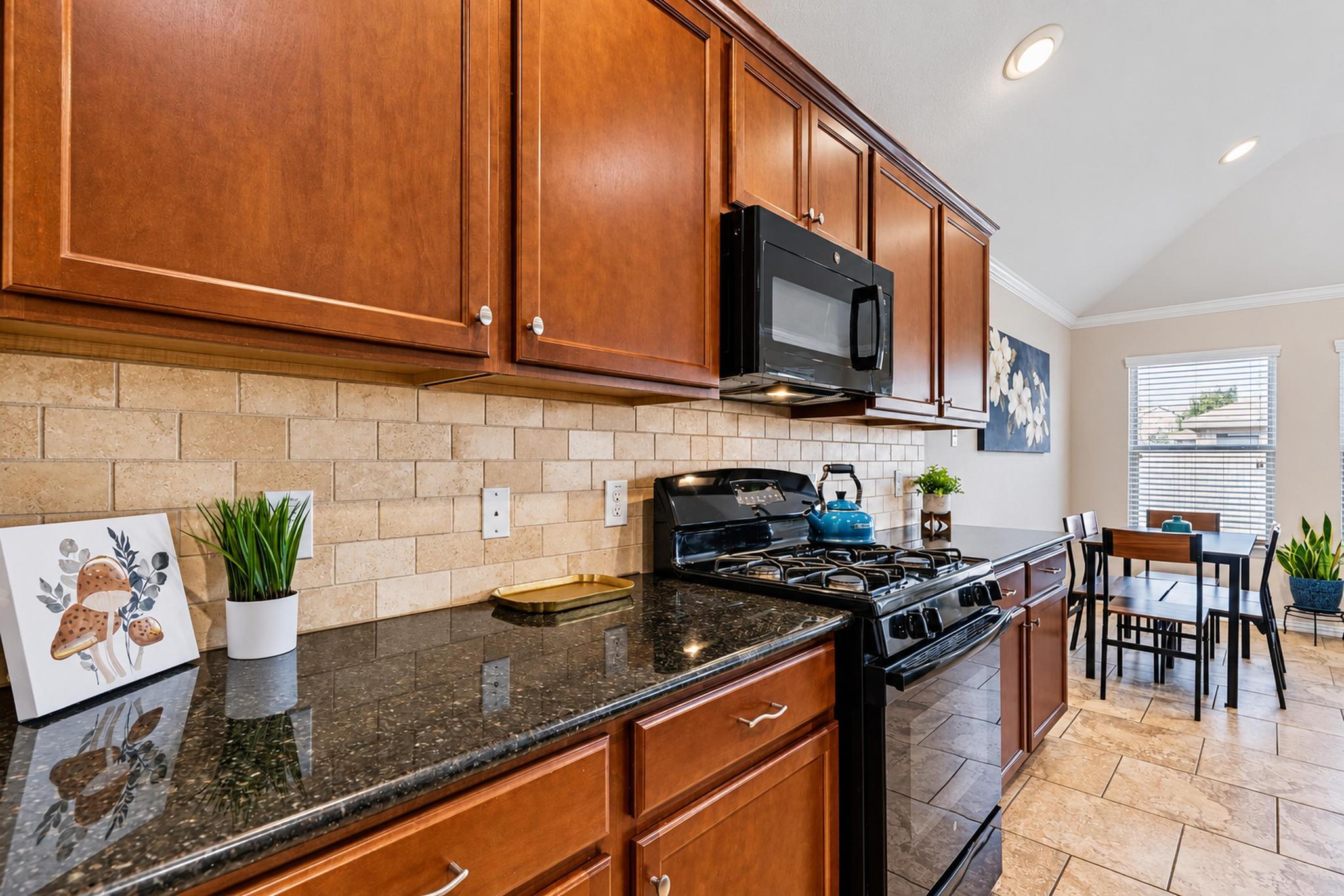 1428 Star Mdw Property Photo 25