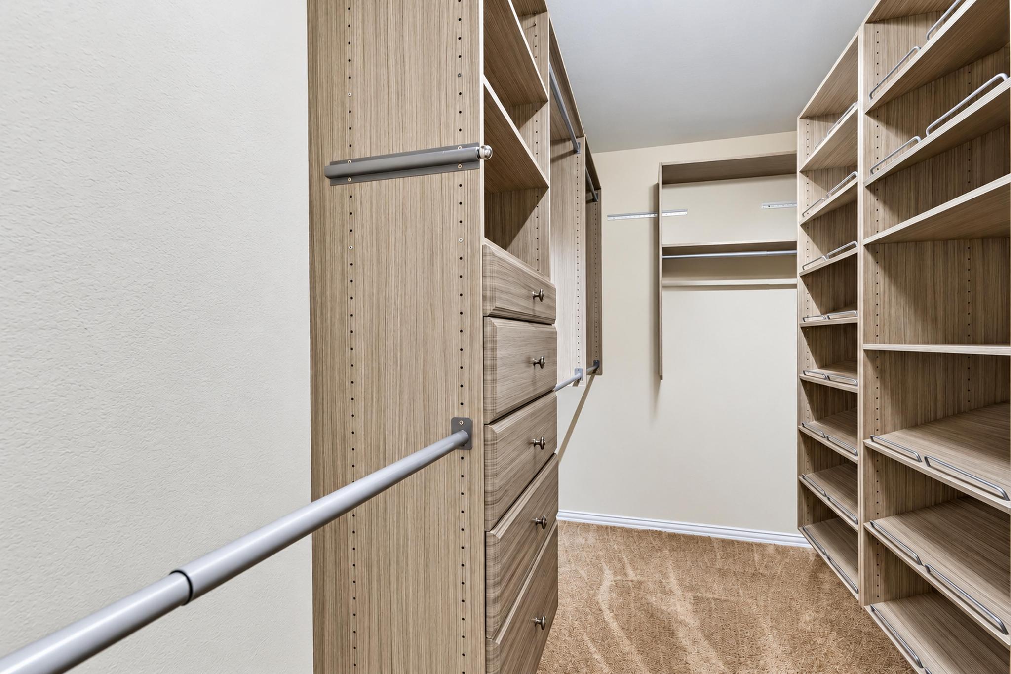 1428 Star Mdw Property Photo 30