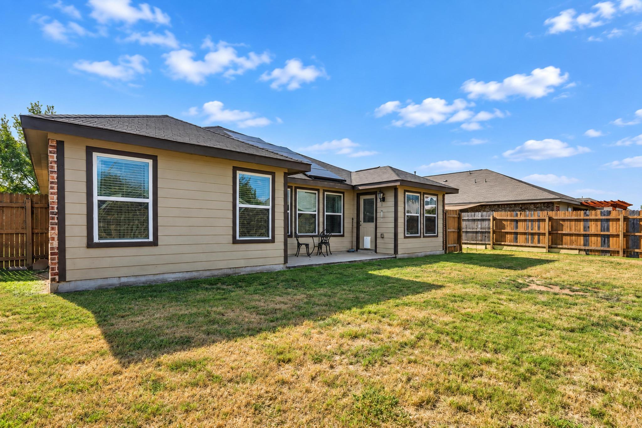 1428 Star Mdw Property Photo 32