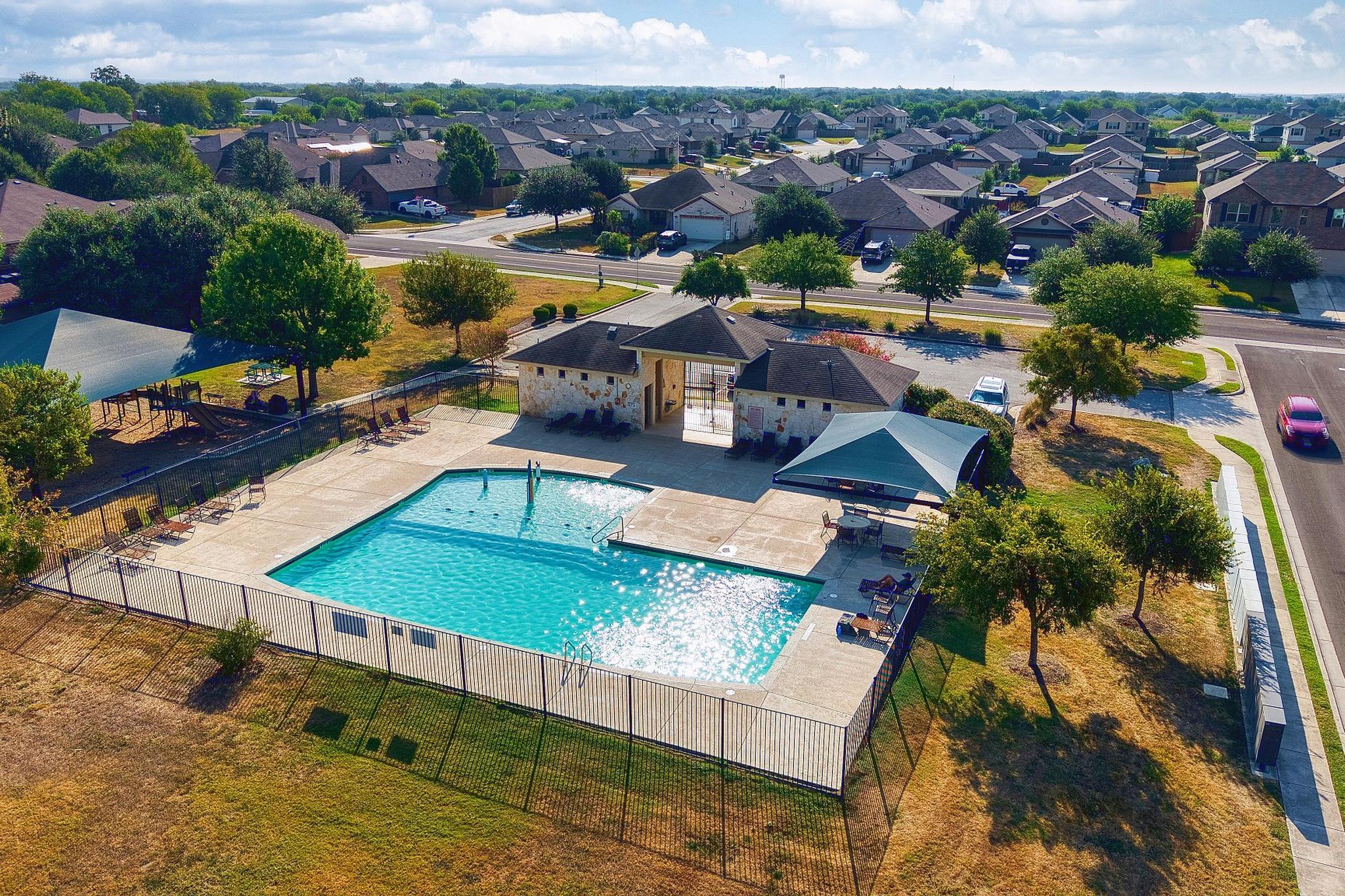 1428 Star Mdw Property Photo 39