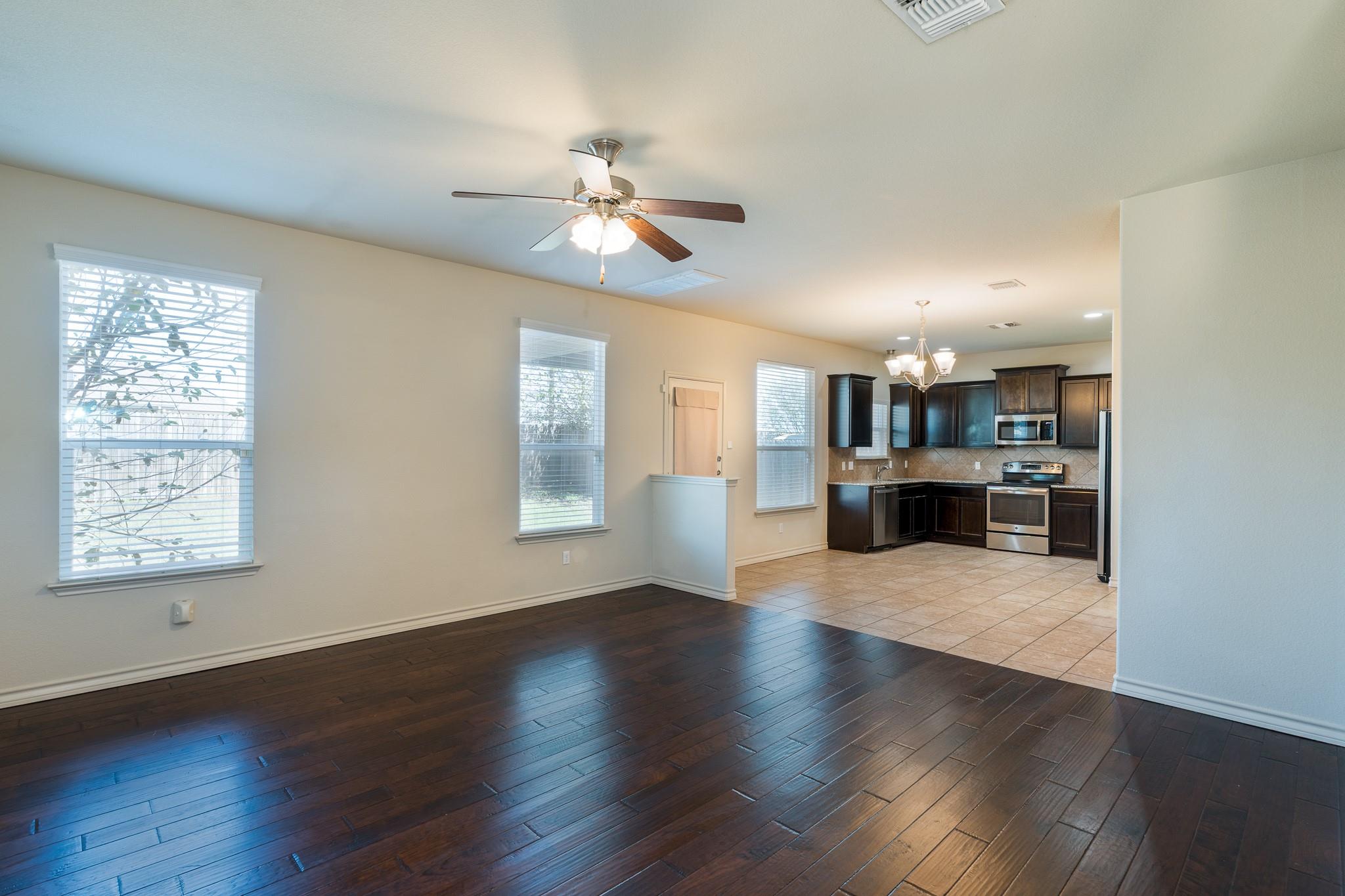 201 Geode Ln Property Photo 3