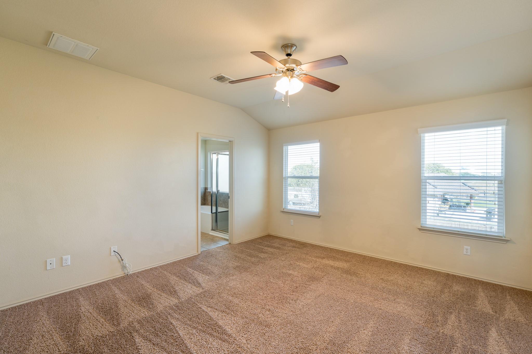 201 Geode Ln Property Photo 9