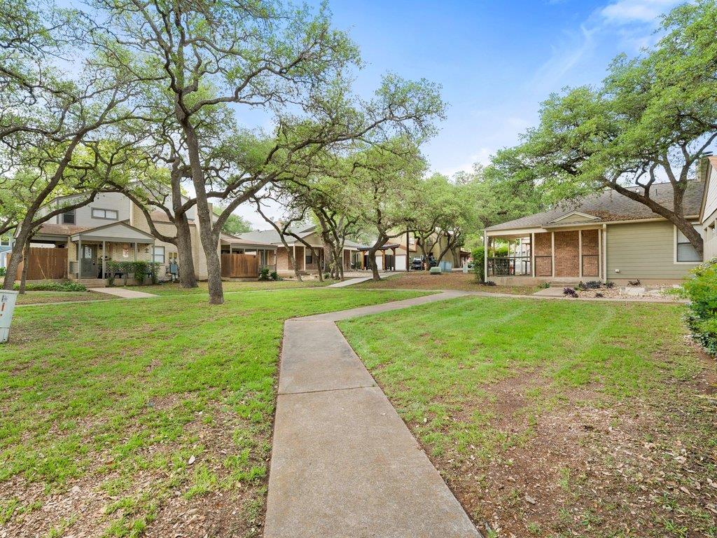 7825 Beauregard Cir #4 Property Photo 25