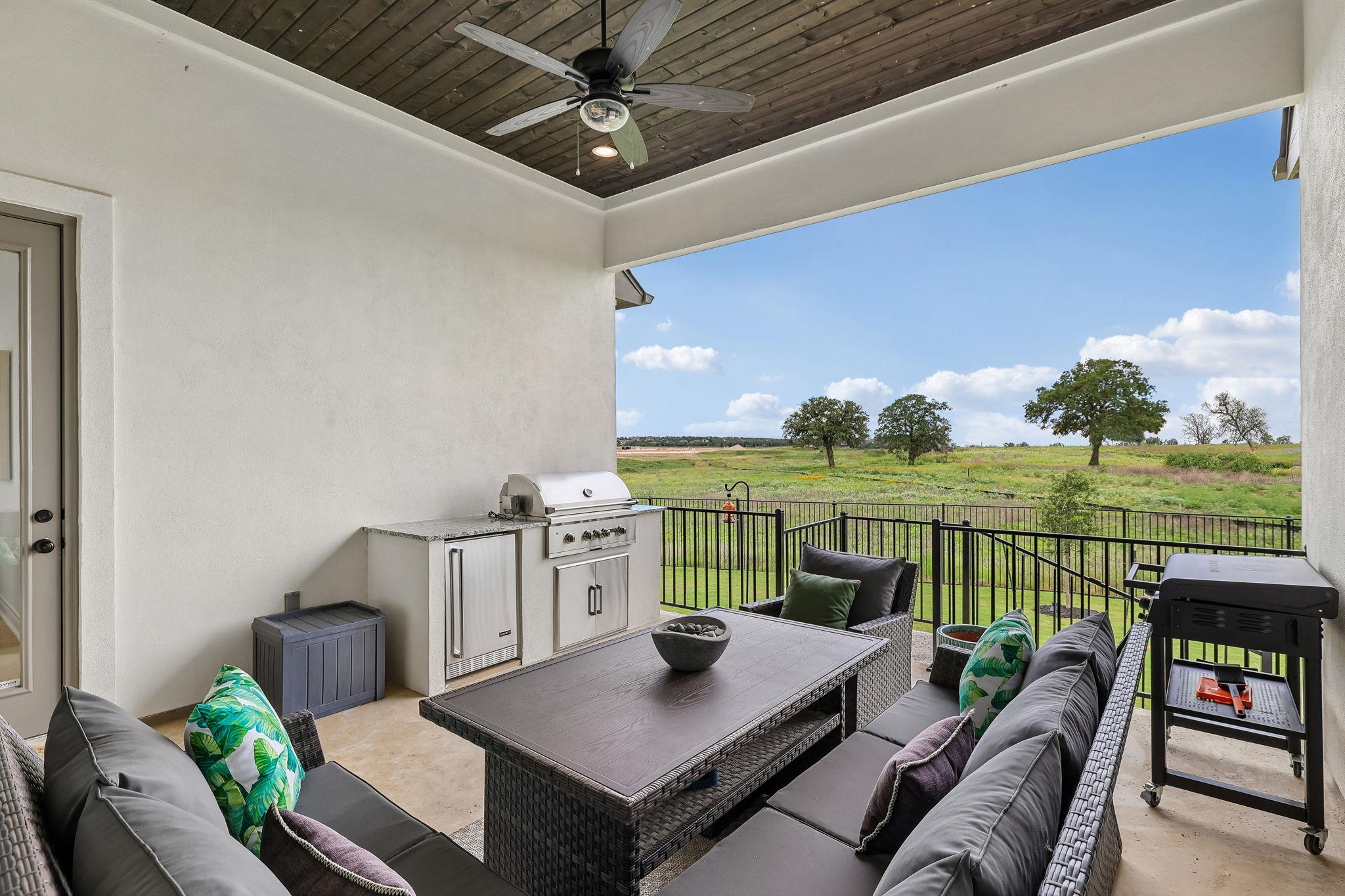 130 Firethorn Loop Property Photo 4